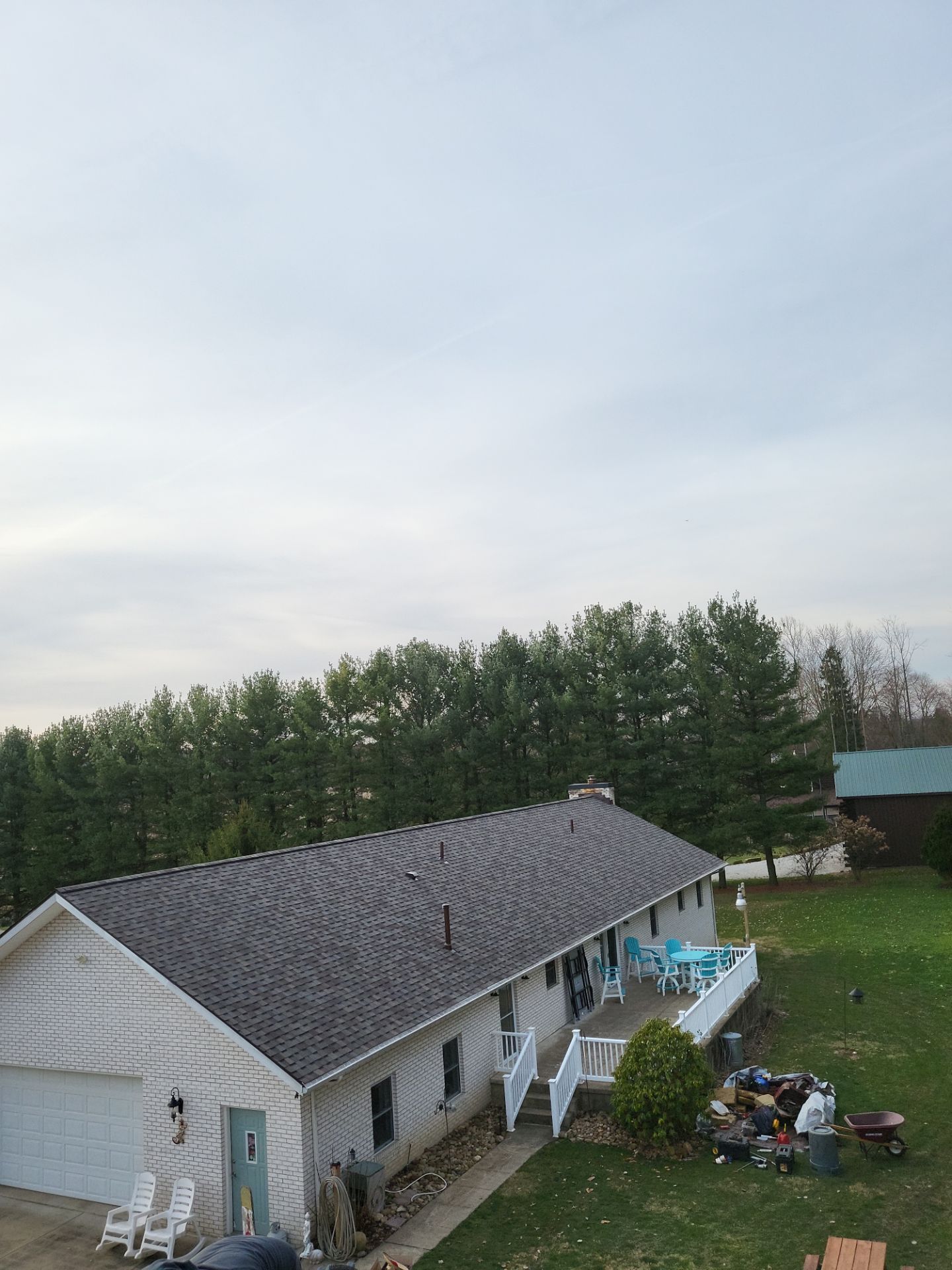 Atlas Pinnacle Color: Majestic Shake; Drip Edge Color: Royal Brown by Eagle Eye Roofing