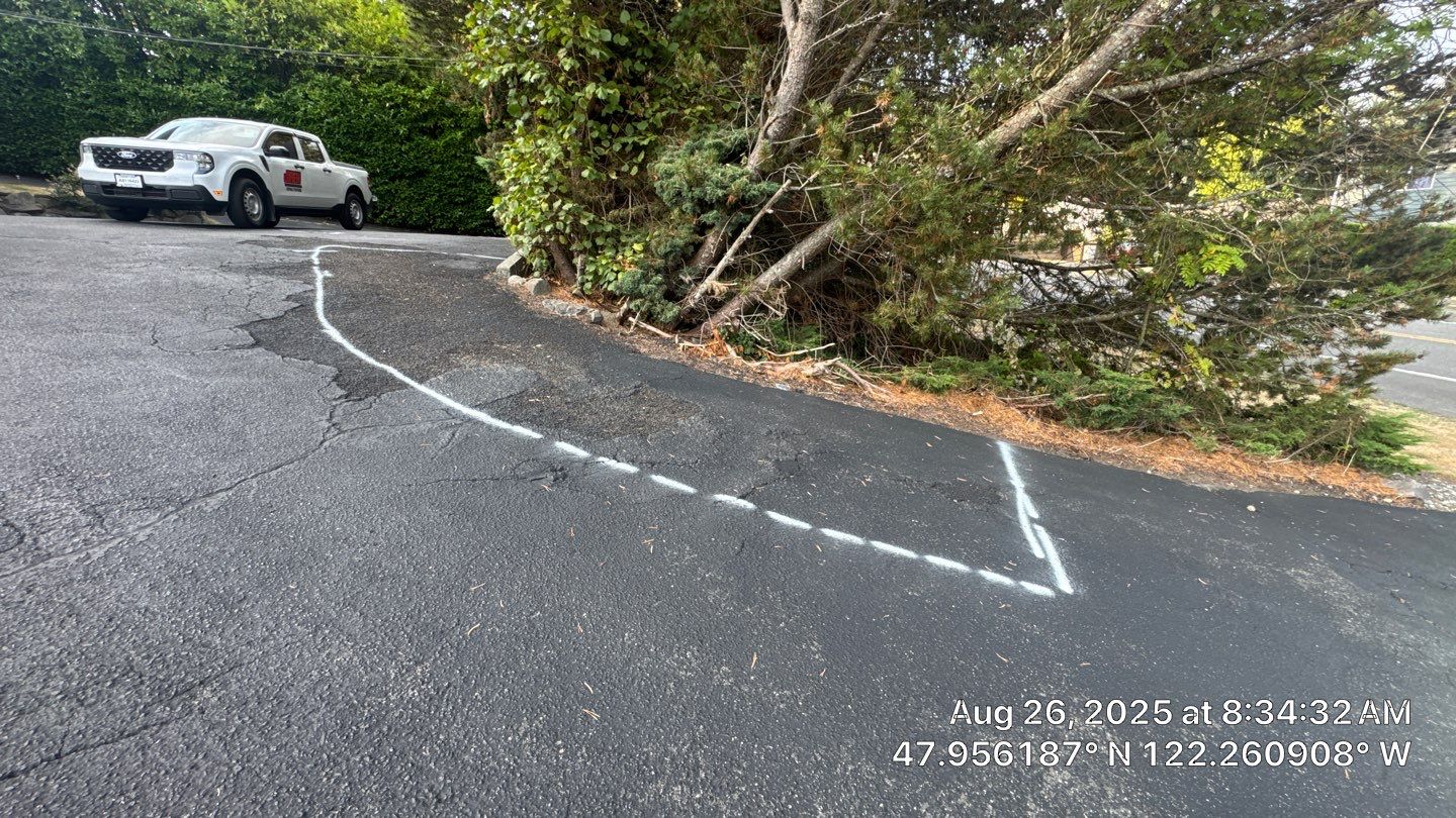 Sealcoat Driveway Repair | Everett  by Jireh Asphalt & Concrete Inc 