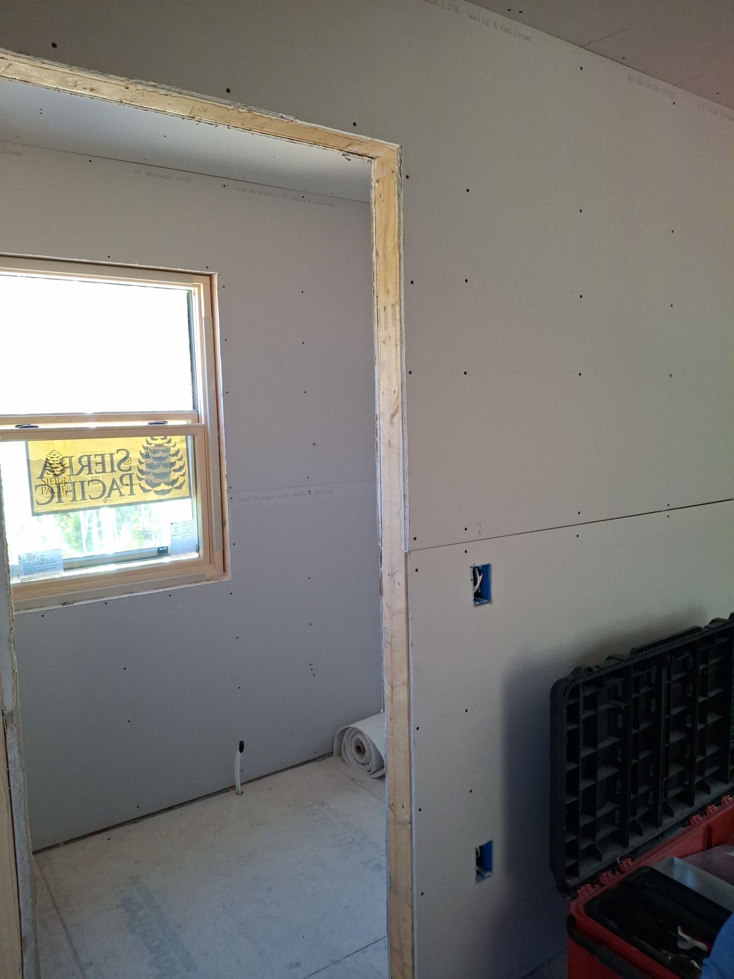 New construction Drywall  by Big Pine Panting Inc