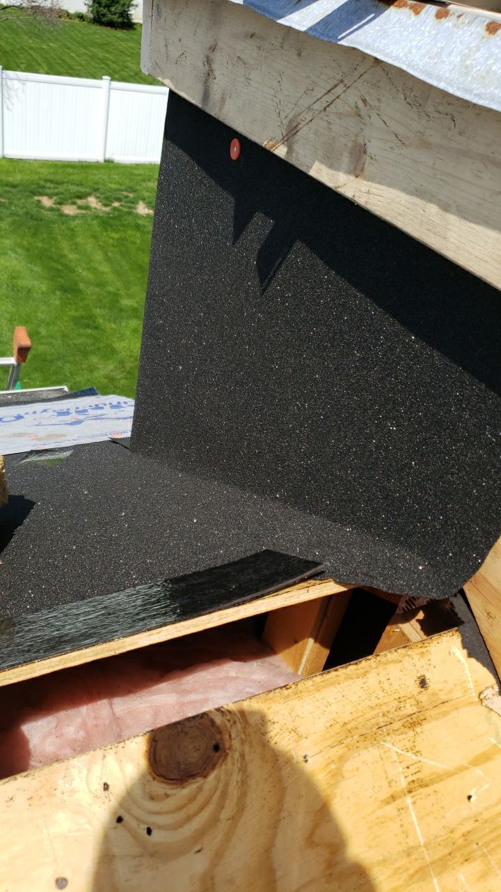 Brand: Atlas Pinnacle Color: Pristine Scotchgard Weathered Shadow Drip: Musket Brown by Eagle Eye Roofing