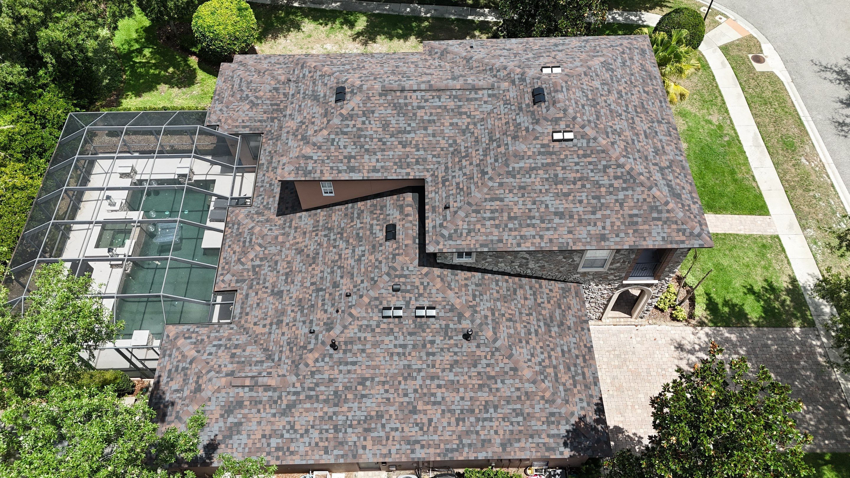 Roof Replacement in Lithia, FL by Shingle Masters Roofing