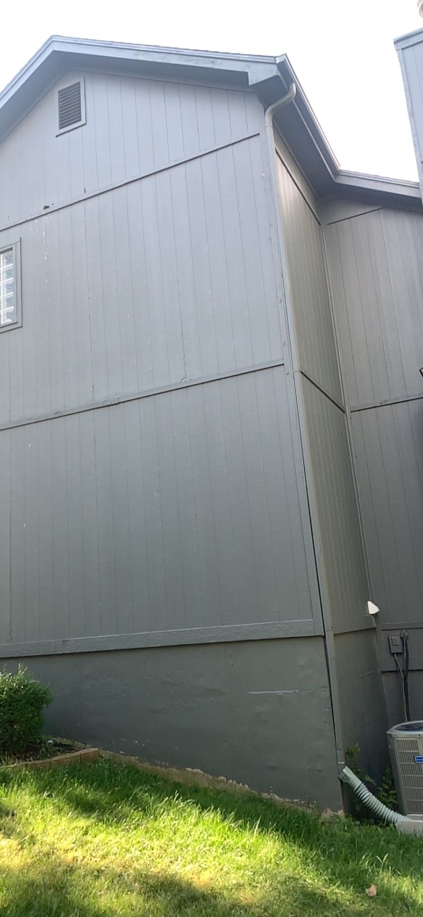 New Siding Install by EEC Windows, Siding & Roofing