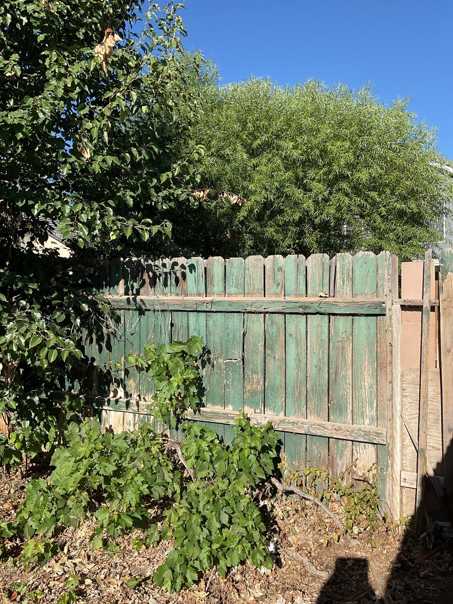 Fence Installation using Vinyl by Fence Guys Inc. 