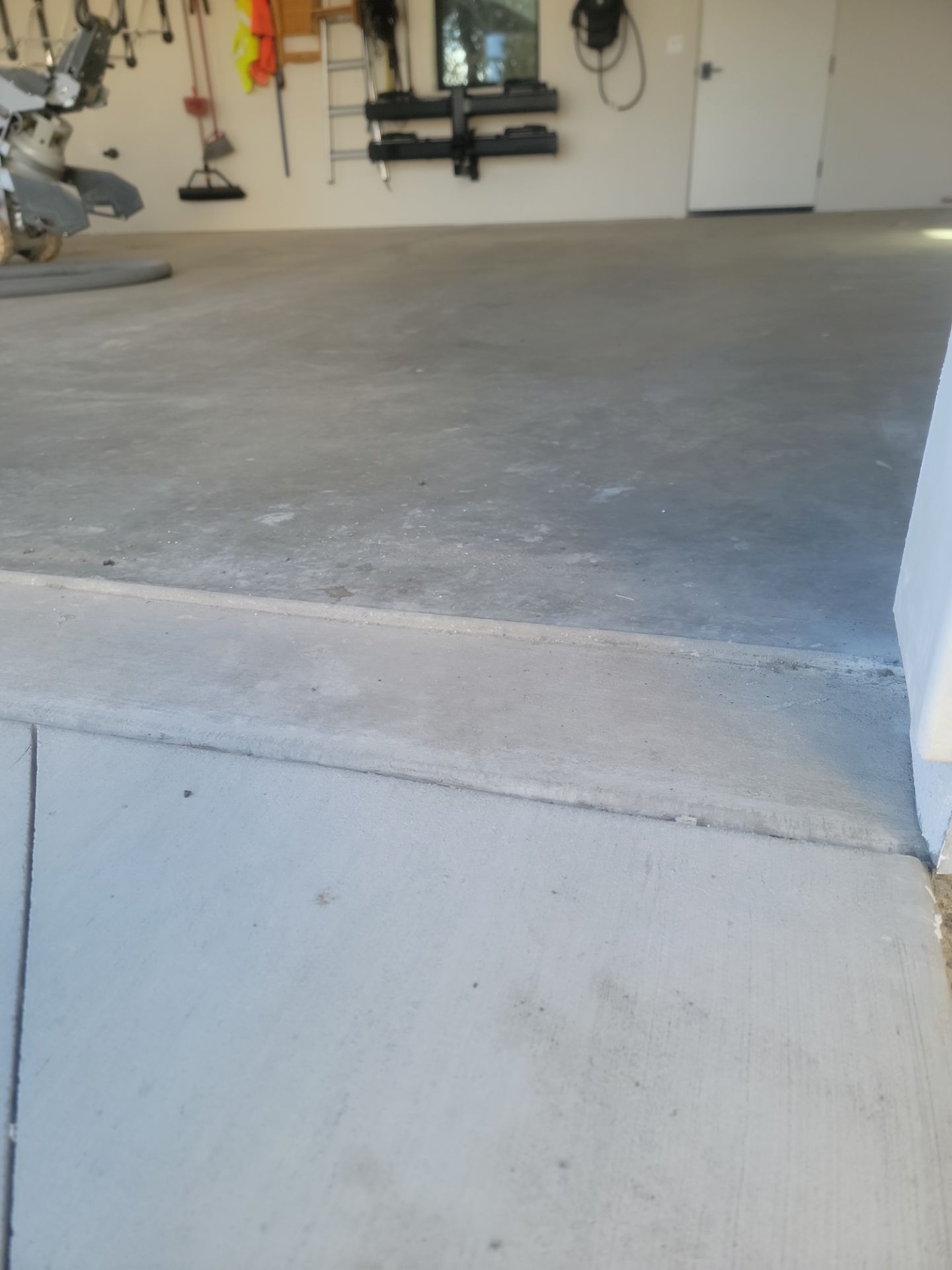3 car garage, yes please by MGP Coatings