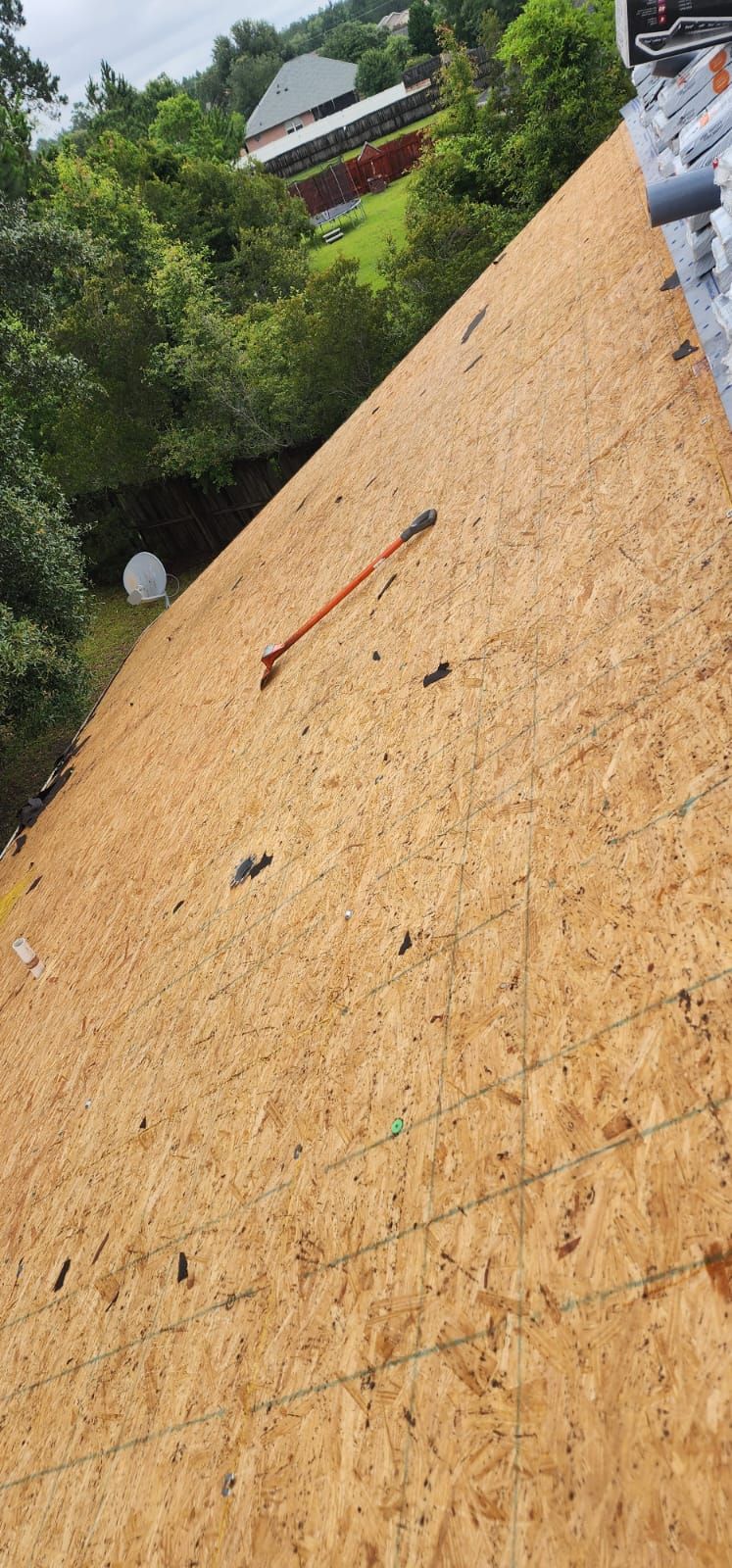Residential Roofing Installation using Atlas Pinnacle Pristine Oyster Shell by Talya Roofing