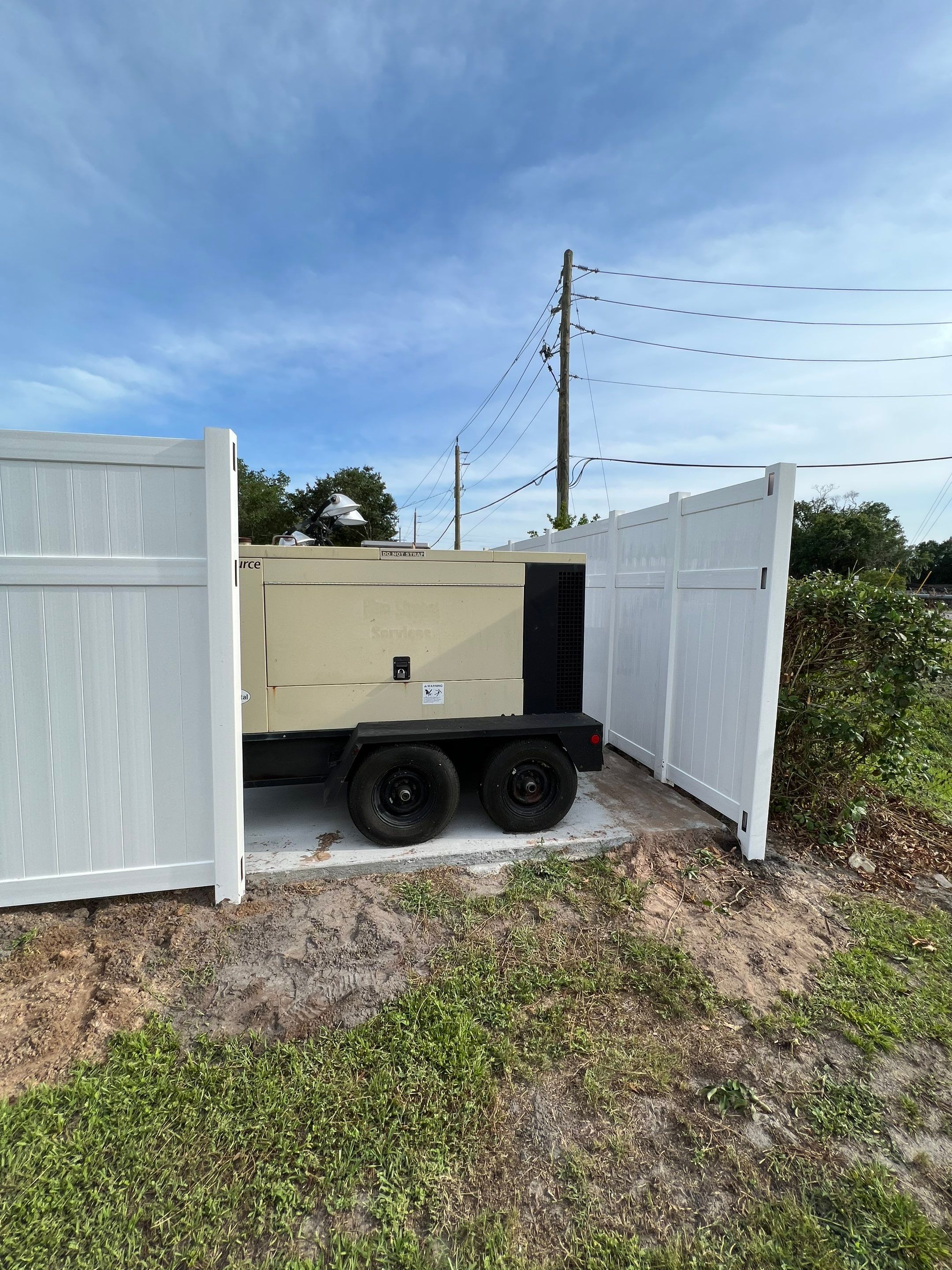 Palmetto, FL 6+2 White Vinyl Privacy Fence by Asap fence and gates, LLC