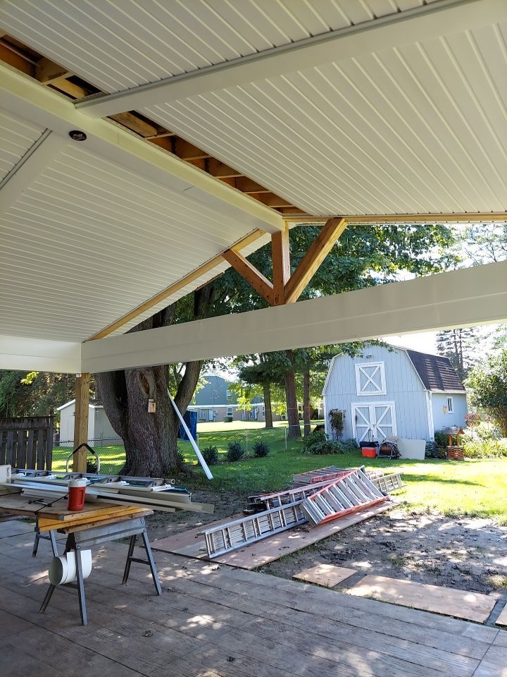 Outdoor Living- Addition by Ivy Lea Construction