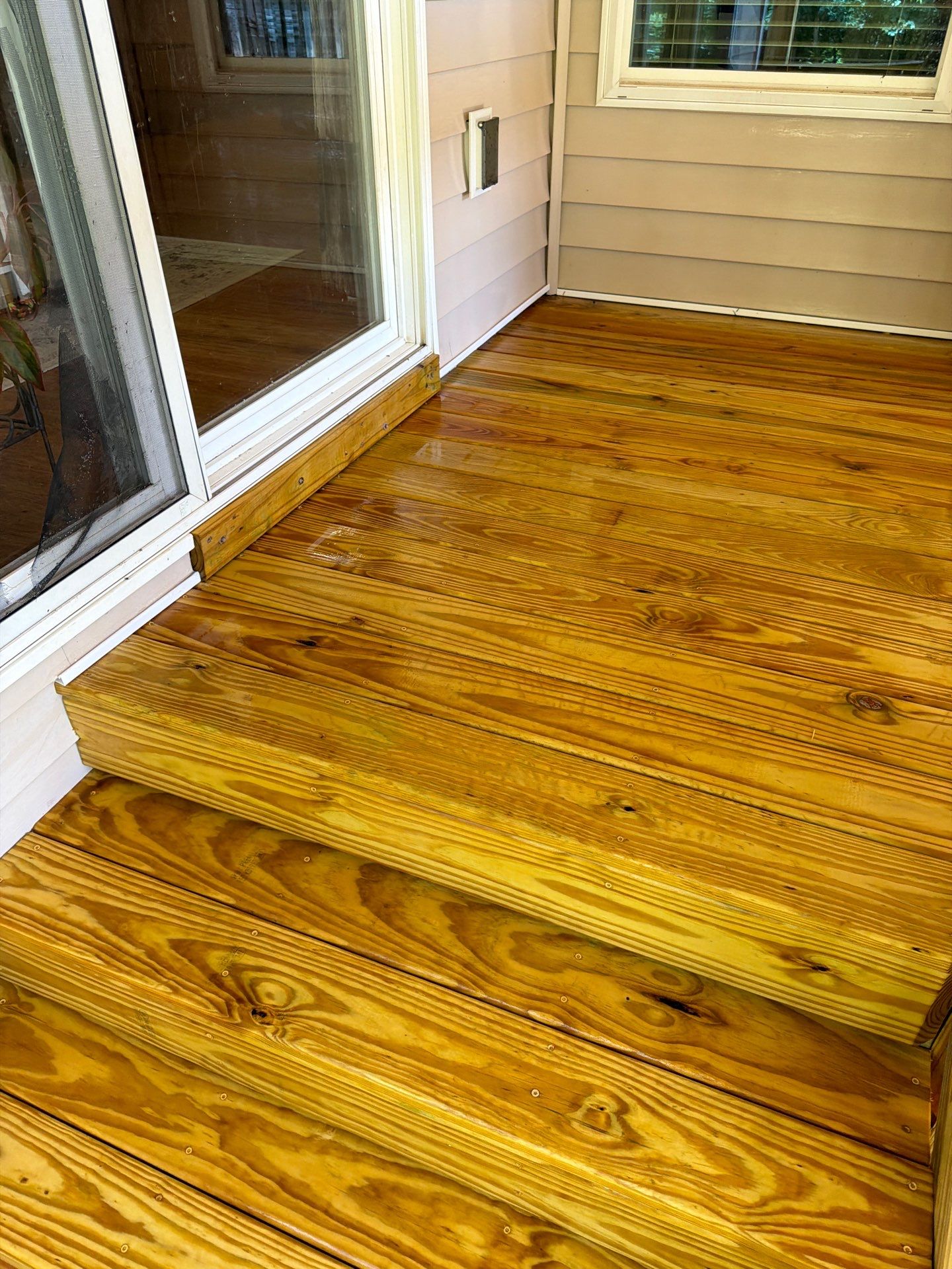 Deck using Wood Sealant by DuraSeal