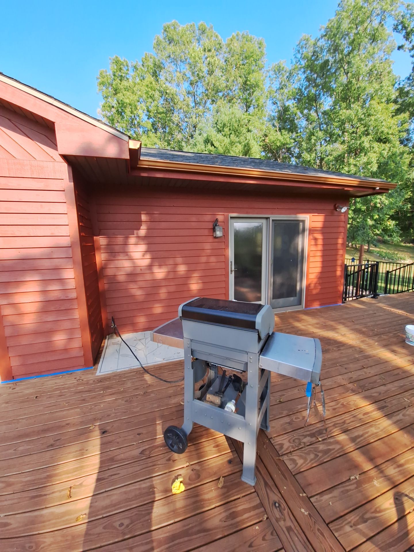 Color update with exterior staining and painting by Gordon Painting