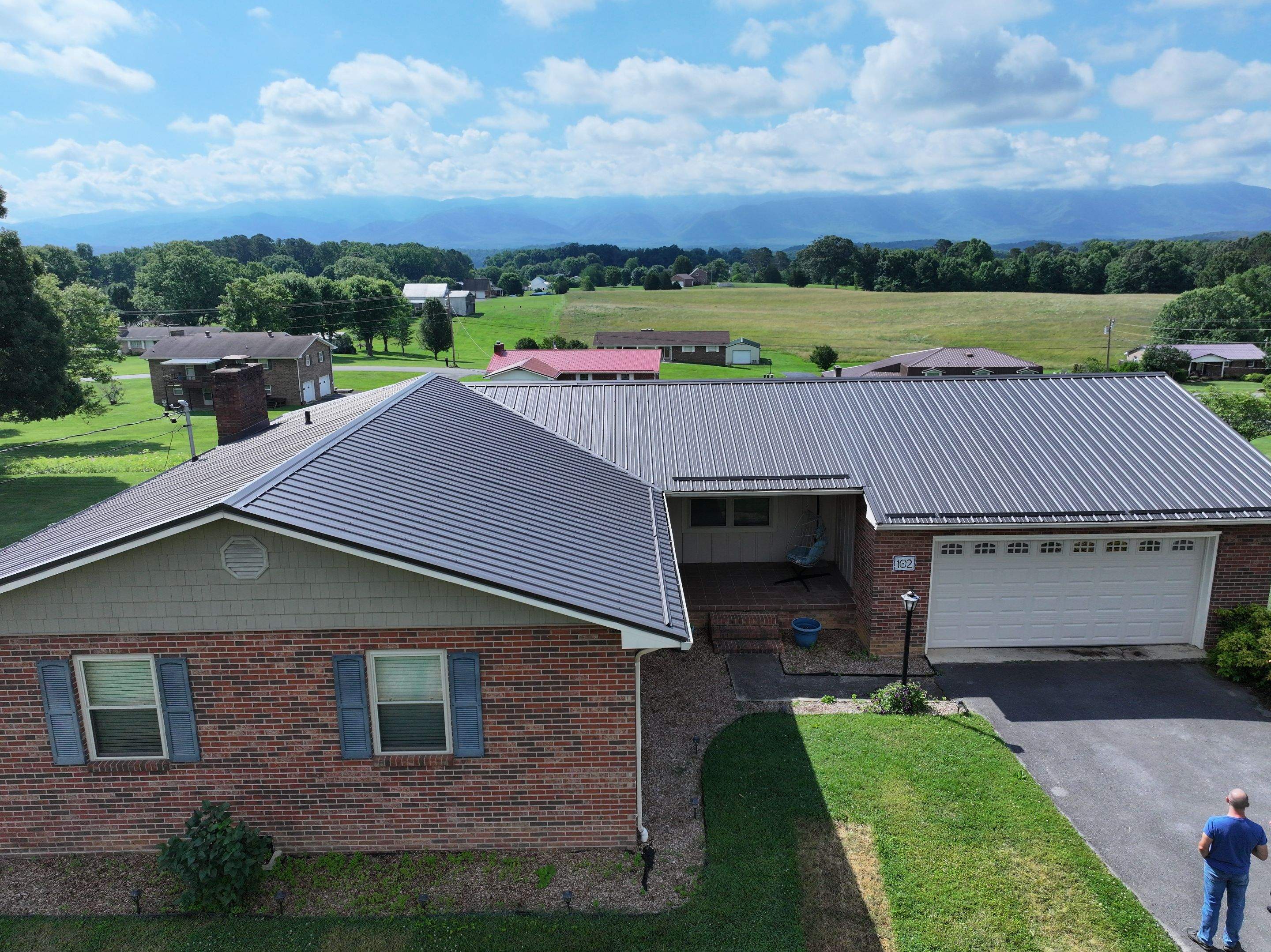 Maximoff Residence by Omnia Roofing