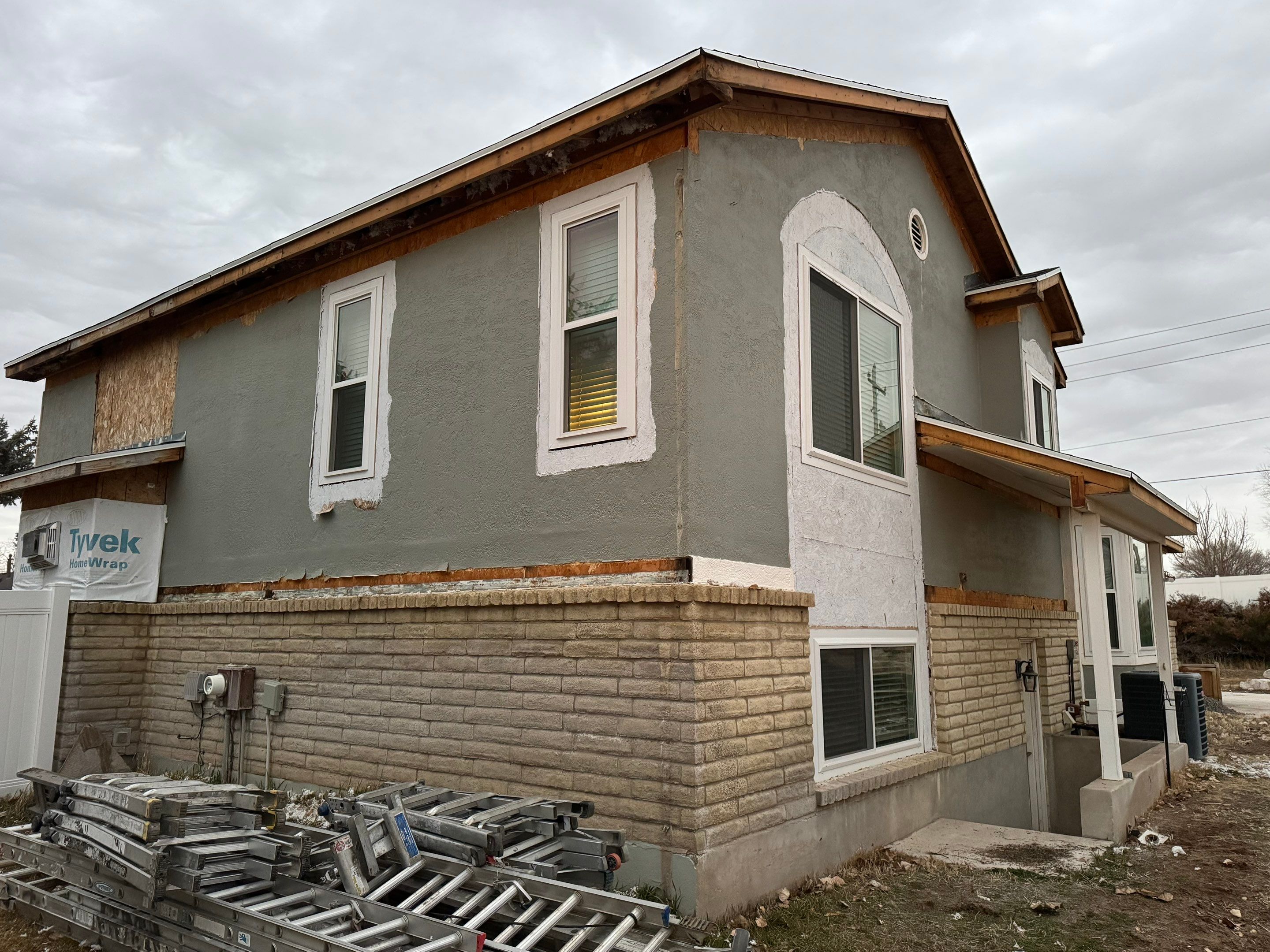 Ogden | Thermal Hardie Upgrade with Mixed Profiles | Pearl Gray by Ideal Siding Utah