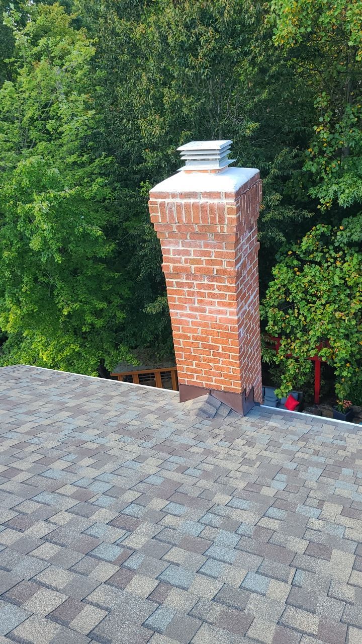 Dumfries: CertainTeed Landmark Pro Designer Shingles in Max Def Weathered Wood by RM Banning, Inc.