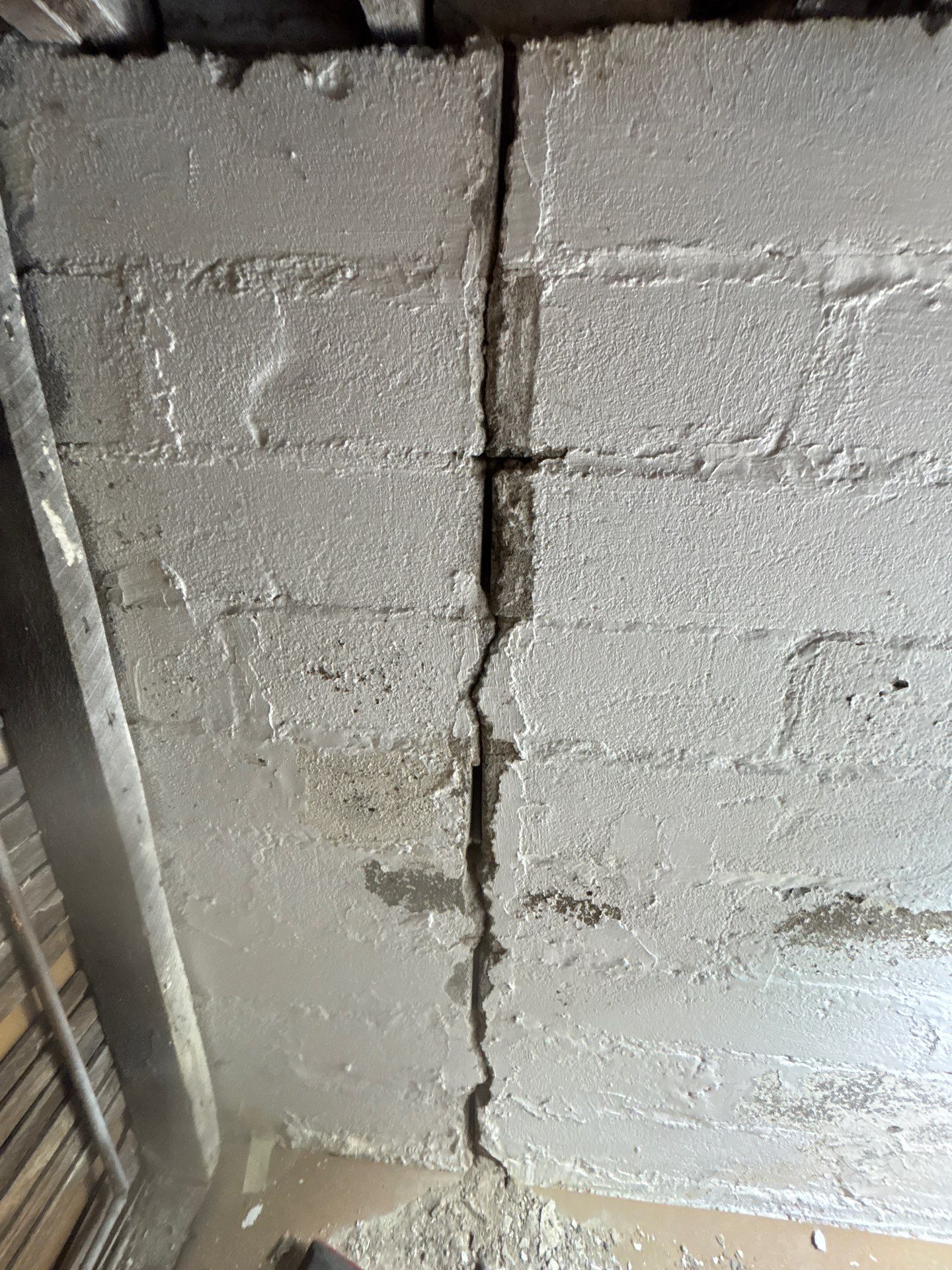 Foundation Crack Repair in Northeast Minneapolis by Waterproofing Northeast