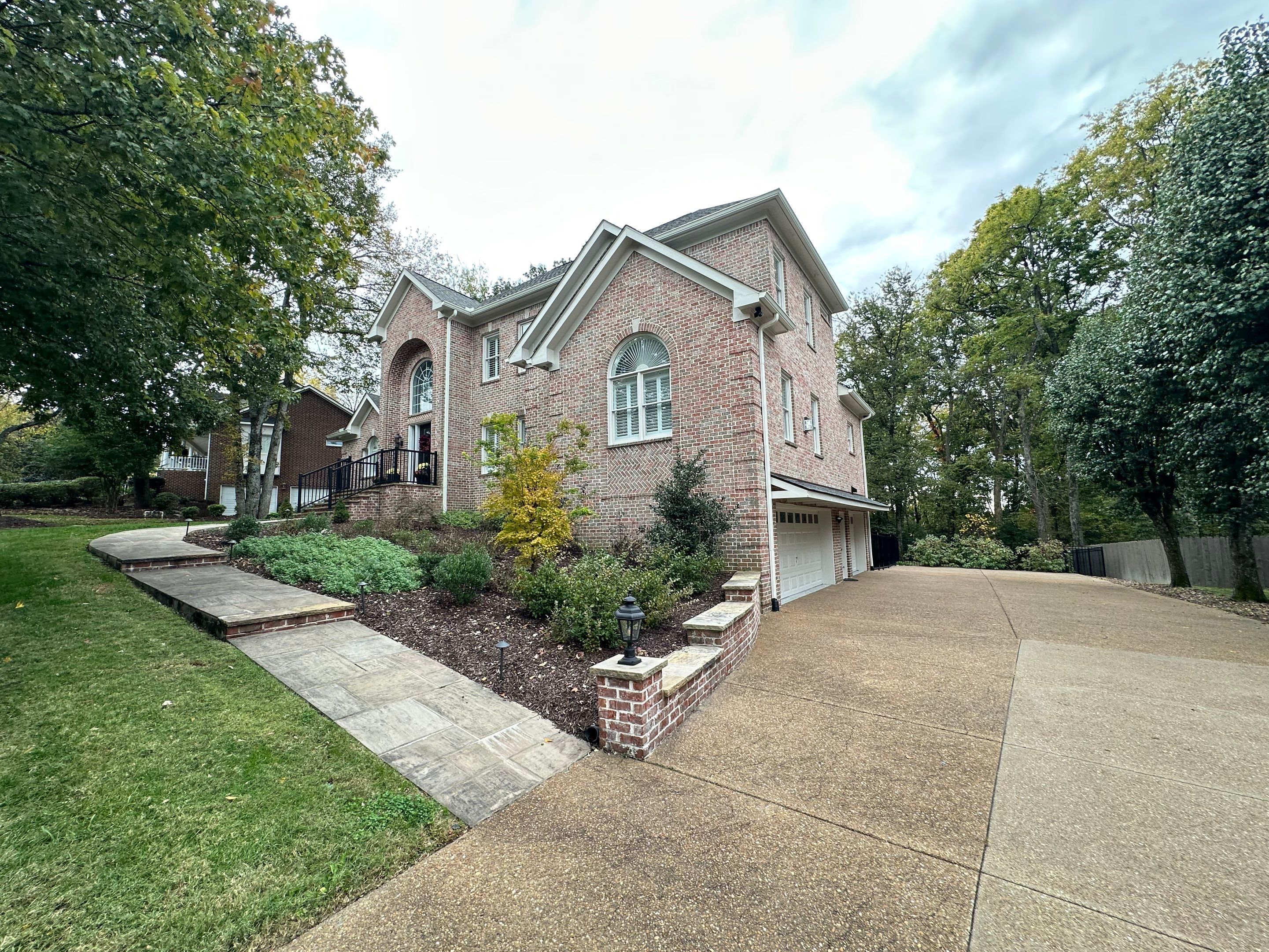 Exterior Painting in Brentwood by Music City Improvements