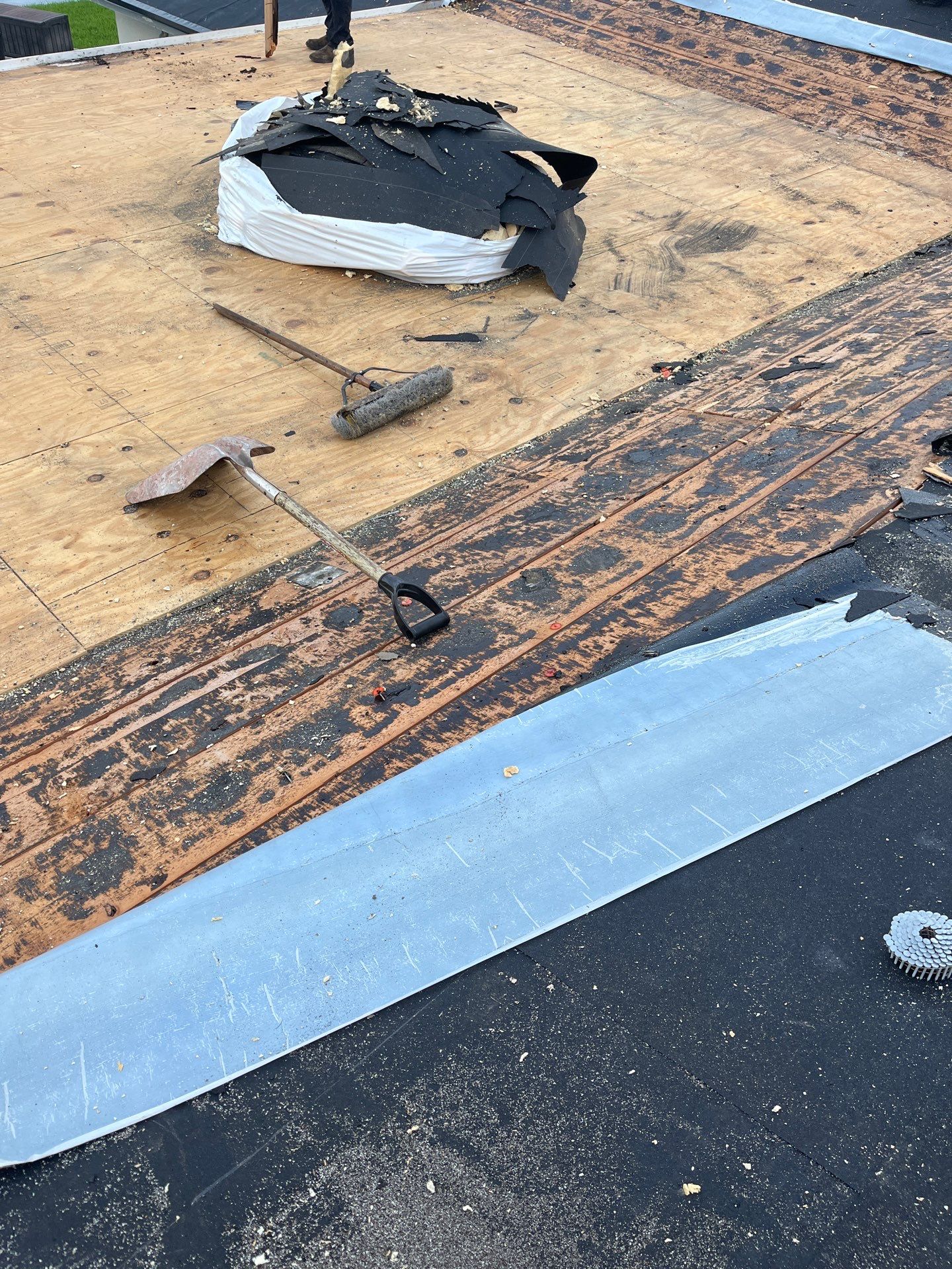 Project in St. Petersburg 33711 by Mitchell Roofing Company LLC 