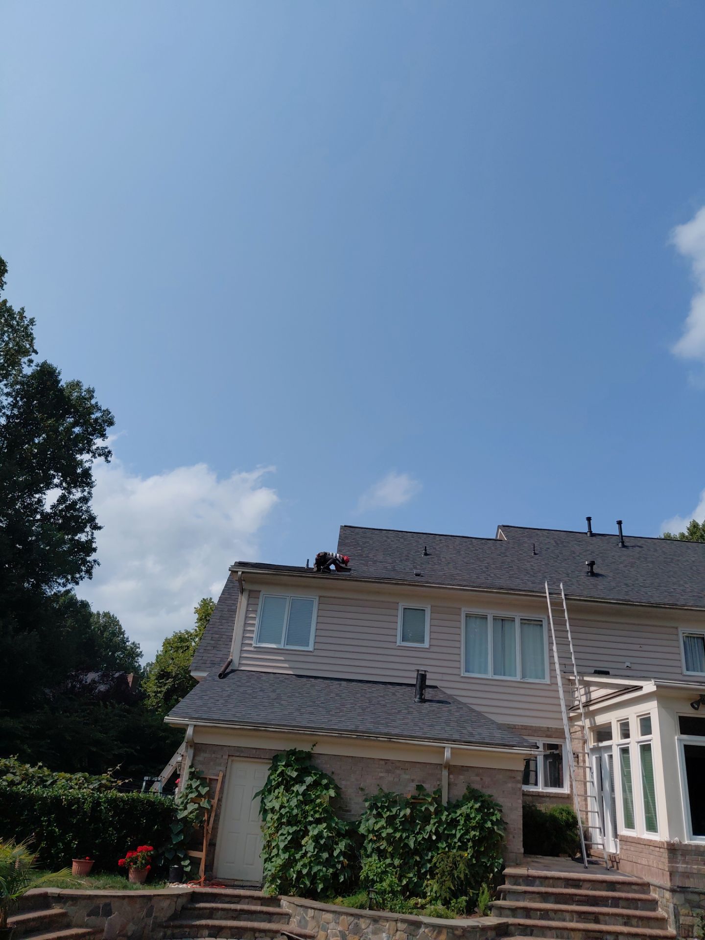 Great Falls : residential Roof with CertainTeed Landmark Pro in Max Def Moire Black  by RM Banning, Inc.