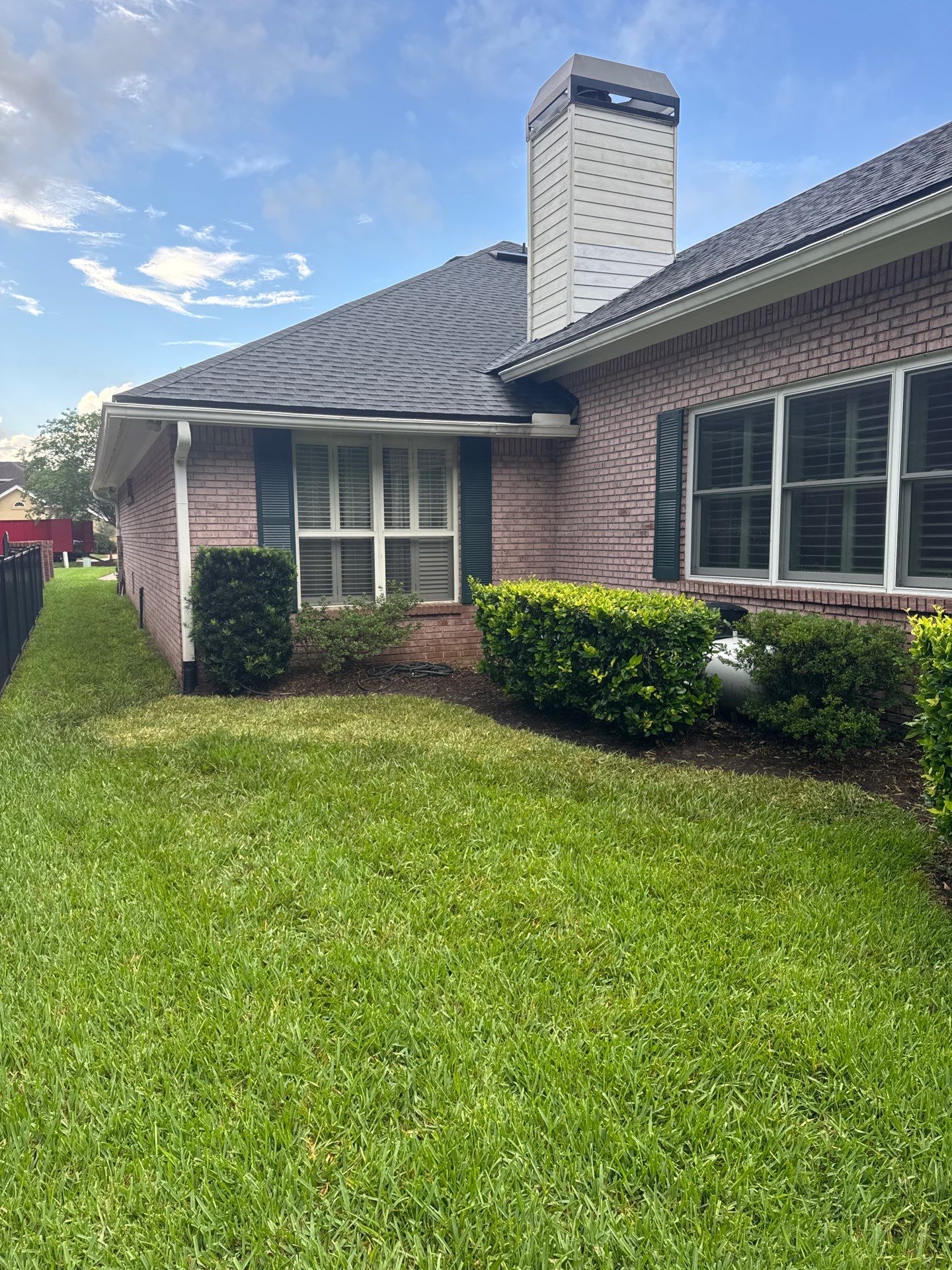 Deerwood Resident | Sod Install & Bed Design by ProGreen Services