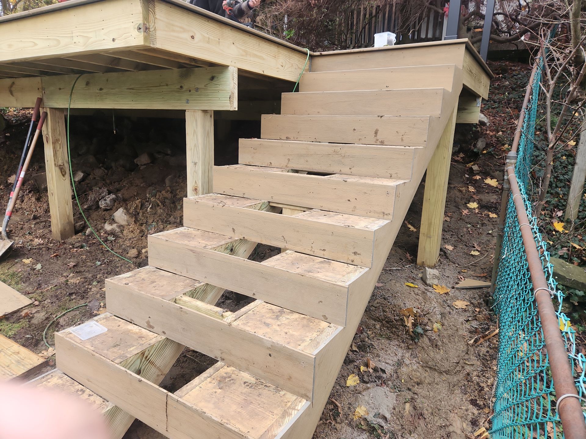 Deck by Cousins Roofing Siding & Decks