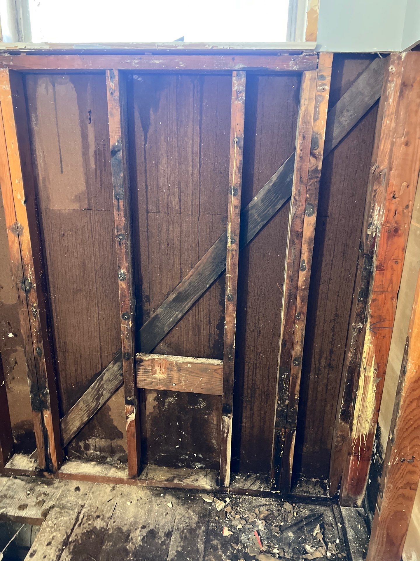 Full Bathroom Renovation by  H4H Remodeling and Repairs Inc.