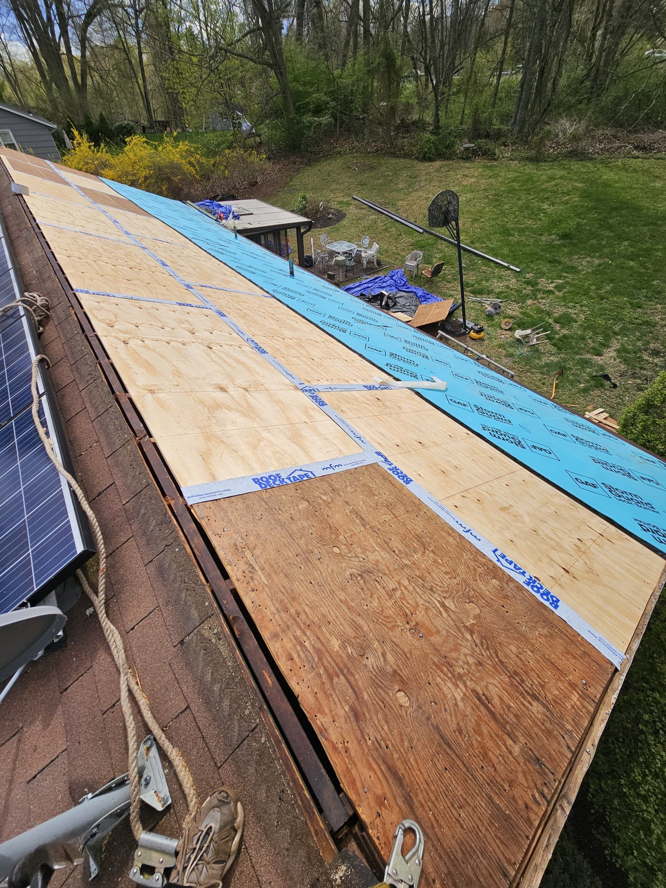 Asphalt shingles in Orange, CT gives homeowner brand new roof! by DiGiorgi Roofing and Siding Inc