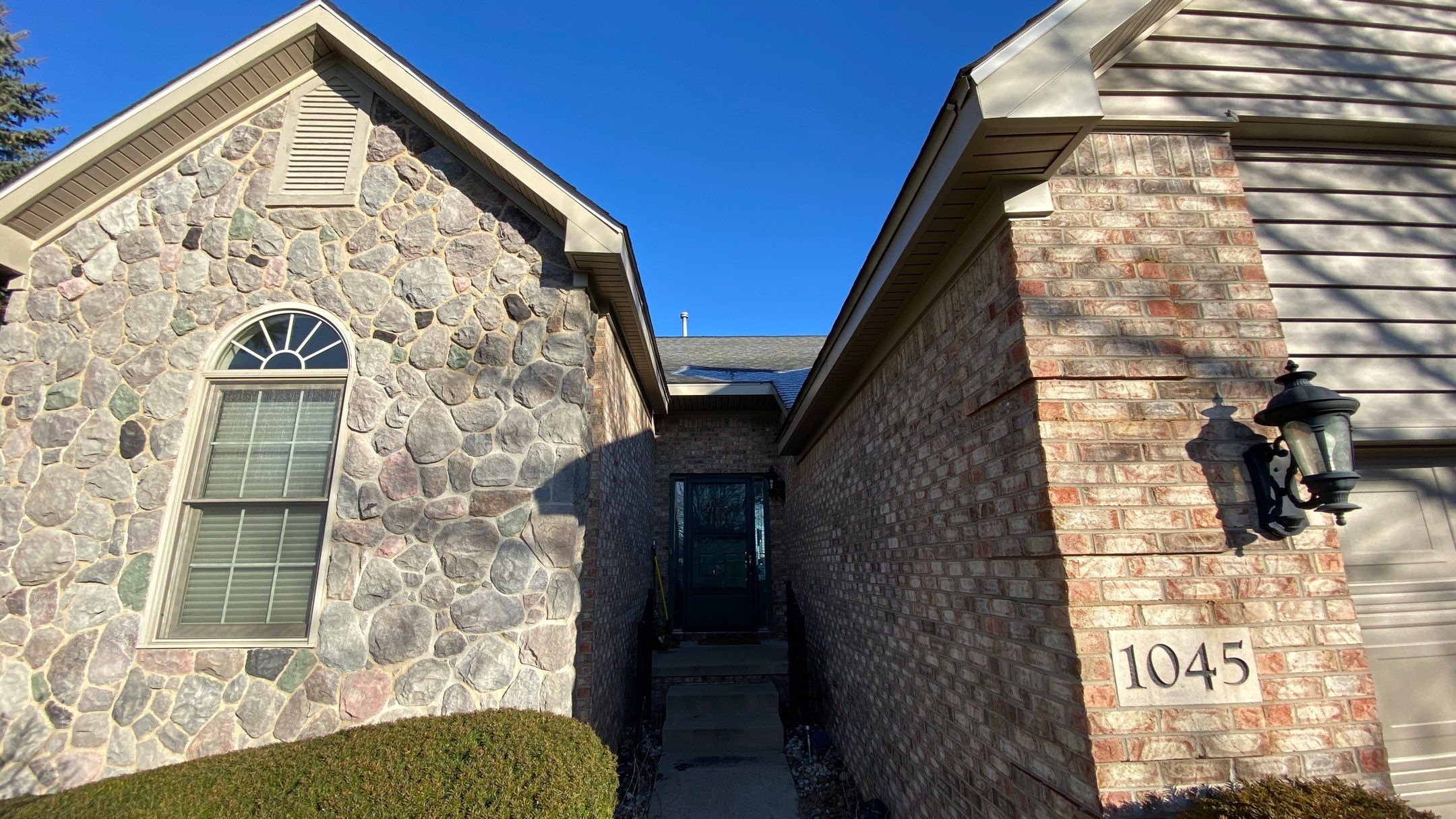 Siding Replacement using Certainteed Monogram D5 by 180 Contractors