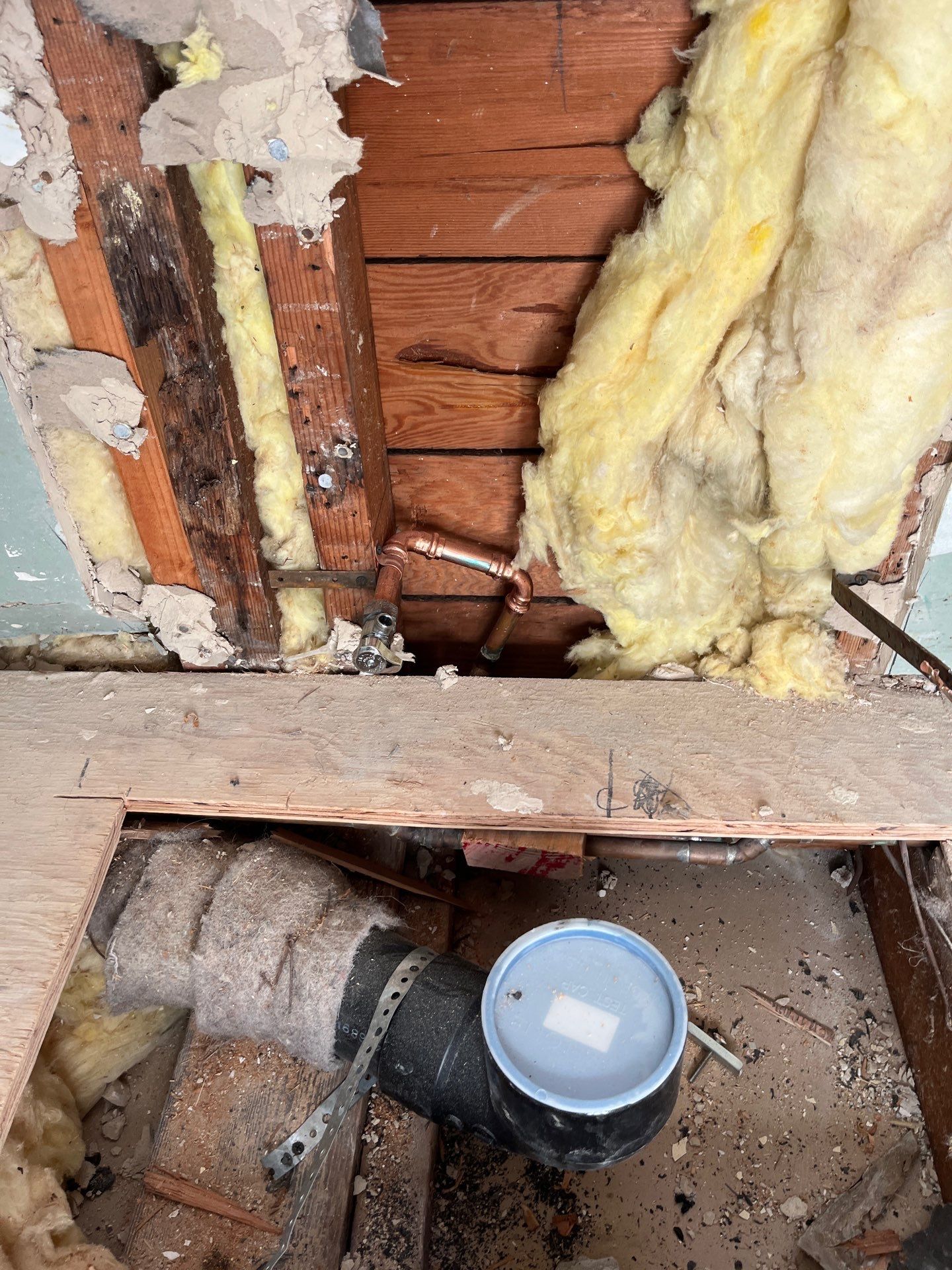 Checking for Water Leaks, Installing New Piping, and Testing Water Flow by Us Plumbing 