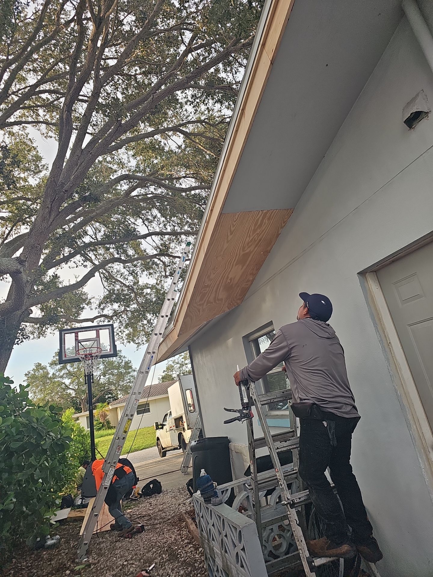 Project in Largo 33774 by Mitchell Roofing Company LLC 