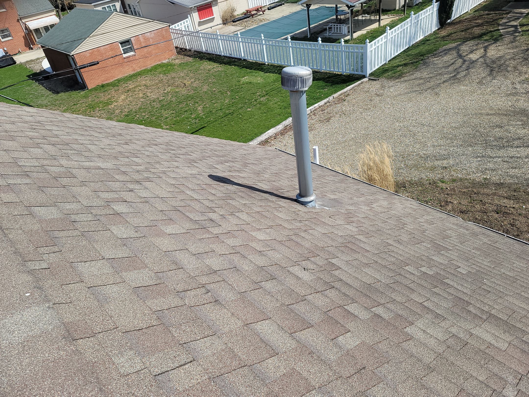 ATLAS PINNACLE COLOR: WEATHERED SHADOW by Eagle Eye Roofing
