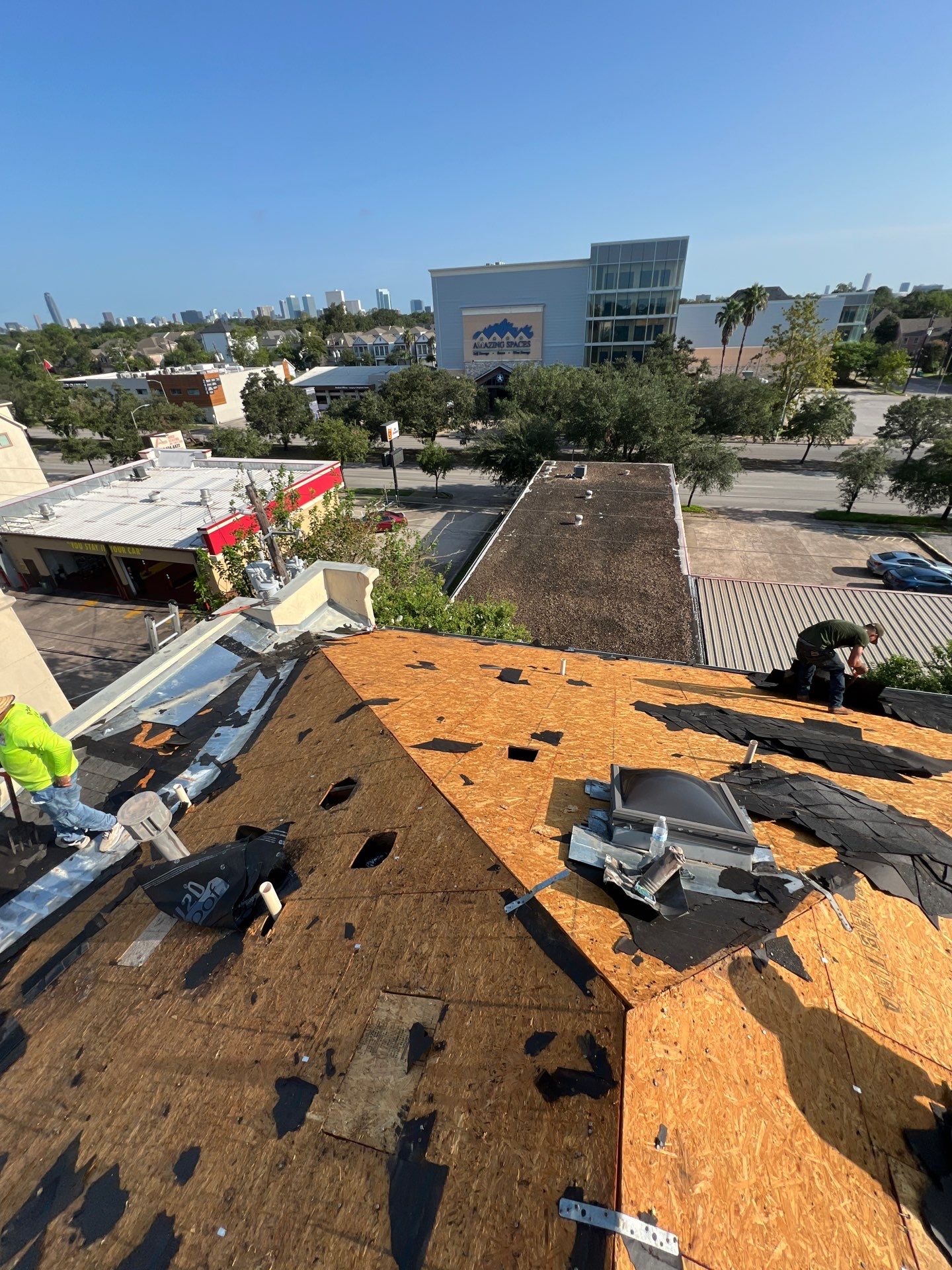Residential Roofing Installation using Owen's Corning Duration (Lifetime) Shingles by Roof Repair Company