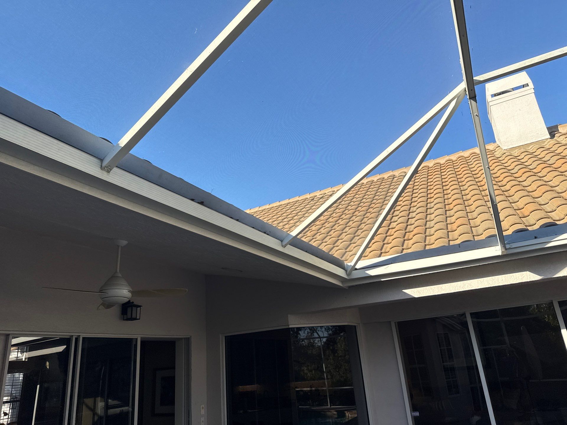 House Wash, Pool Deck & Screen Enclosure Cleaning | University Park, Sarasota FL by Sunshine AquaWash