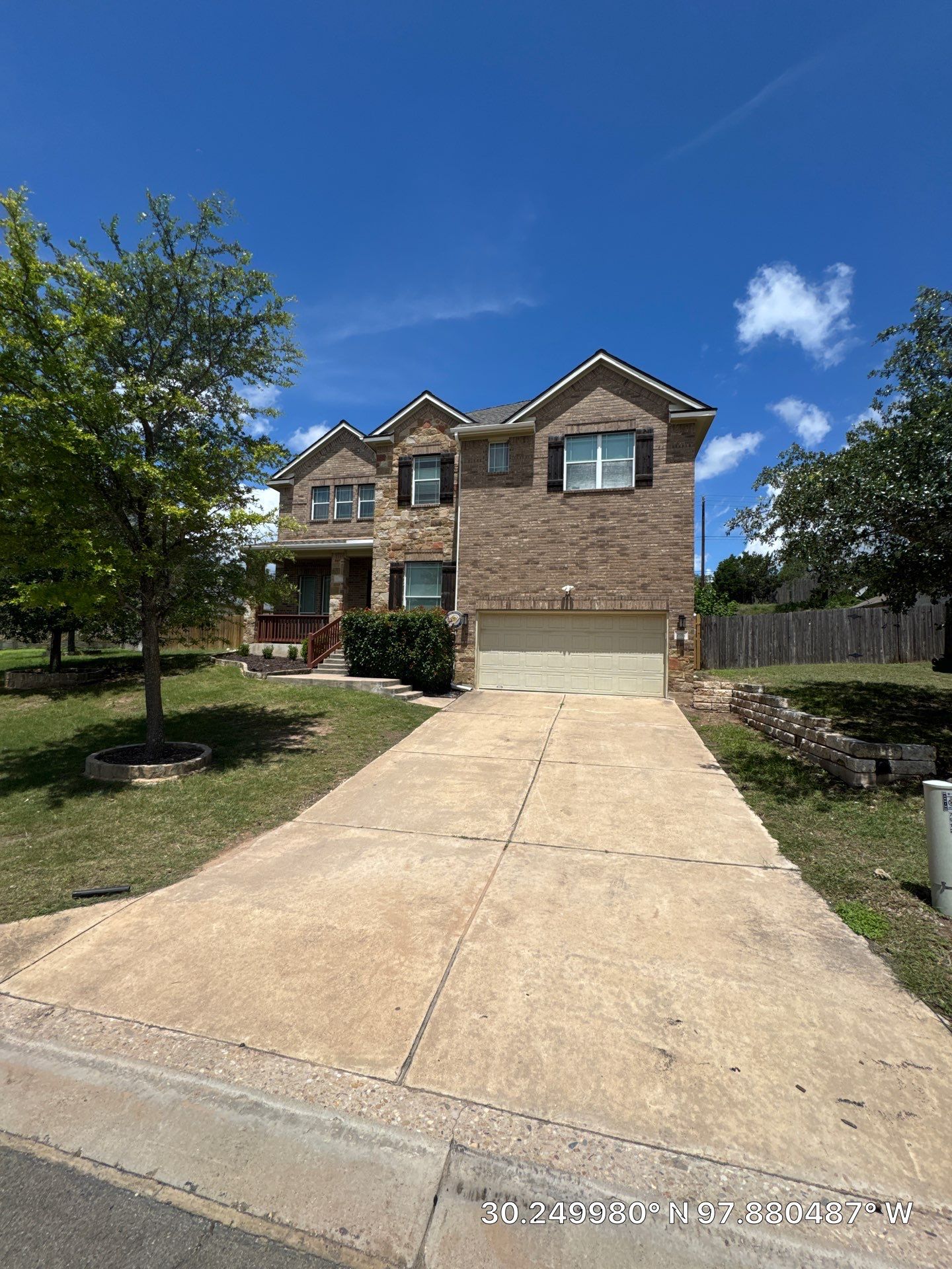GAF UHDZ - Weathered Wood by Elite Roofing LLC