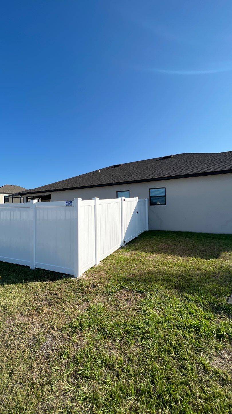 Palmetto, FL 6ft. Tall White Vinyl Privacy Fence  by Asap fence and gates, LLC