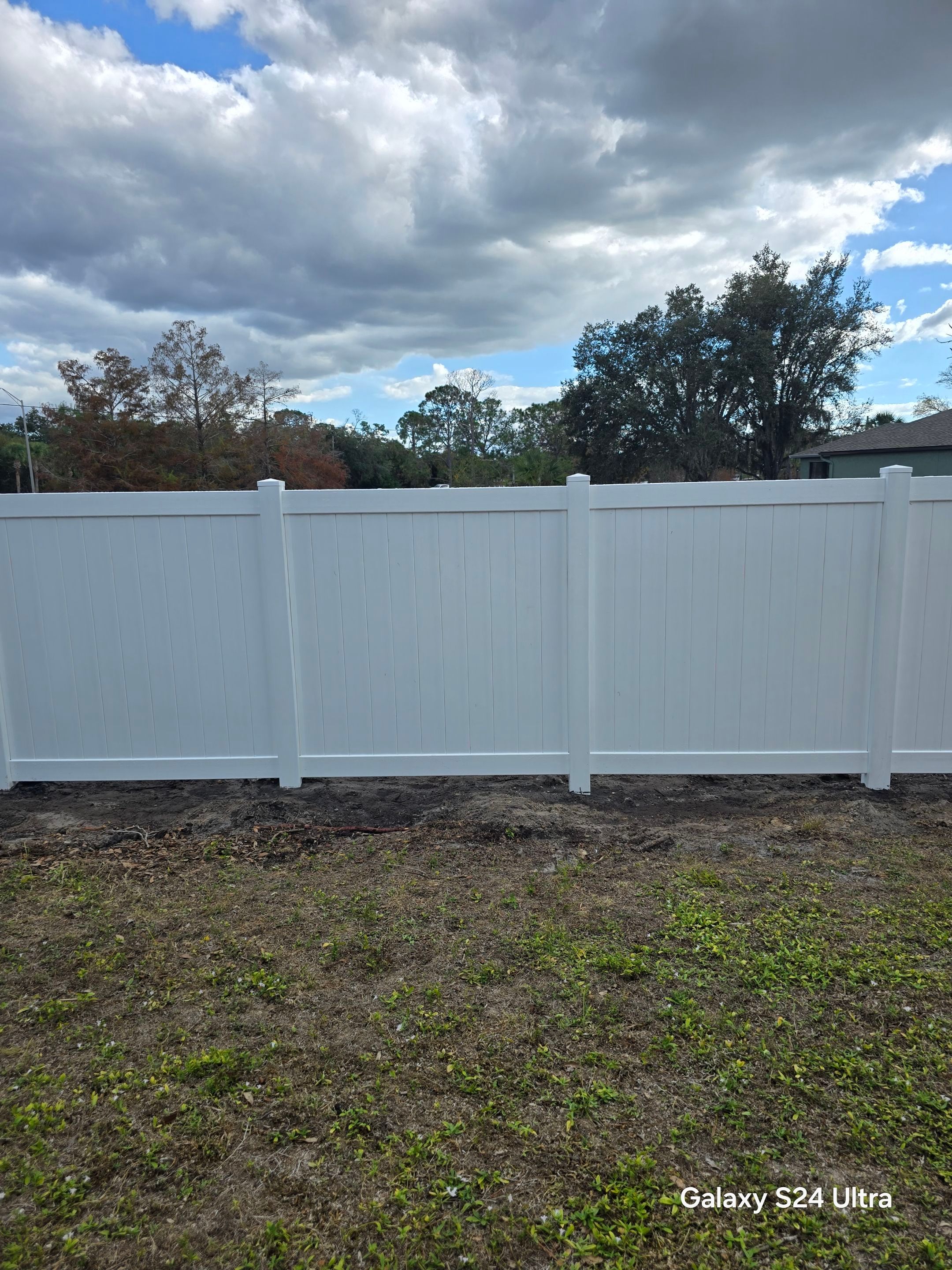 Vinyl Fence Install in North Port by True Fence LLC