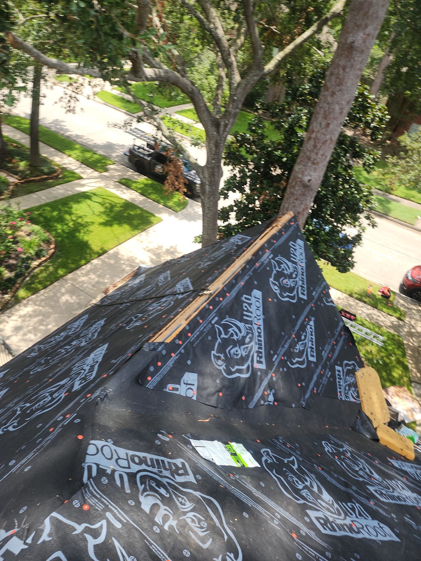 Residential Roofing Installation using Owen's Corning Duration (Lifetime) Shingles by Roof Repair Company
