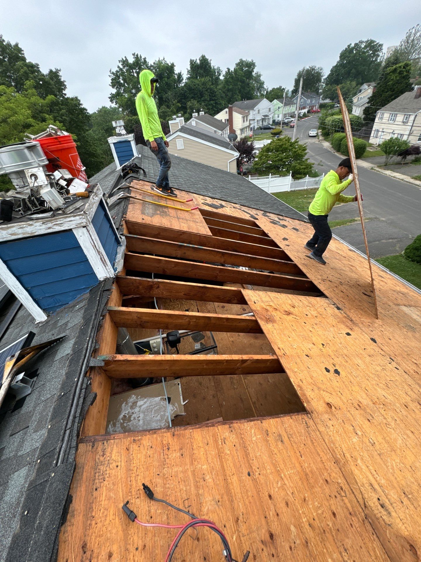 Harbor Blue Shingles by Reimagine Roofing