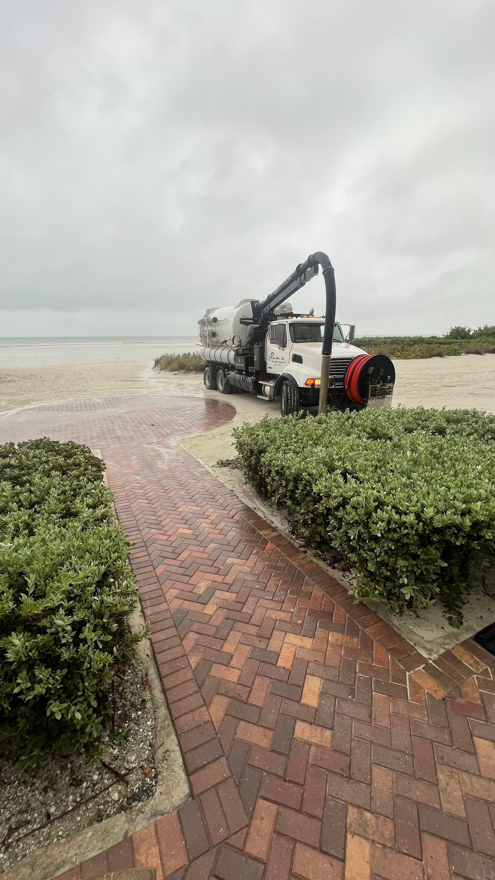 Marco Island Condo Stormwater System Maintenance by APS Power & Water