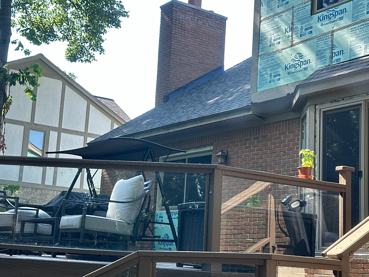 Roof Replacement using Owens Corning Peppercorn and Siding Replacement using Ascend Charcoal Smoke by 180 Contractors