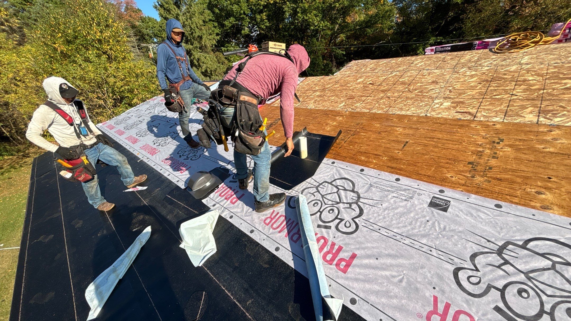 Roof Replacement using Owens Corning Sand Castle and Siding Replacement using Odyssey Plus D4" Wood Grain by 180 Contractors
