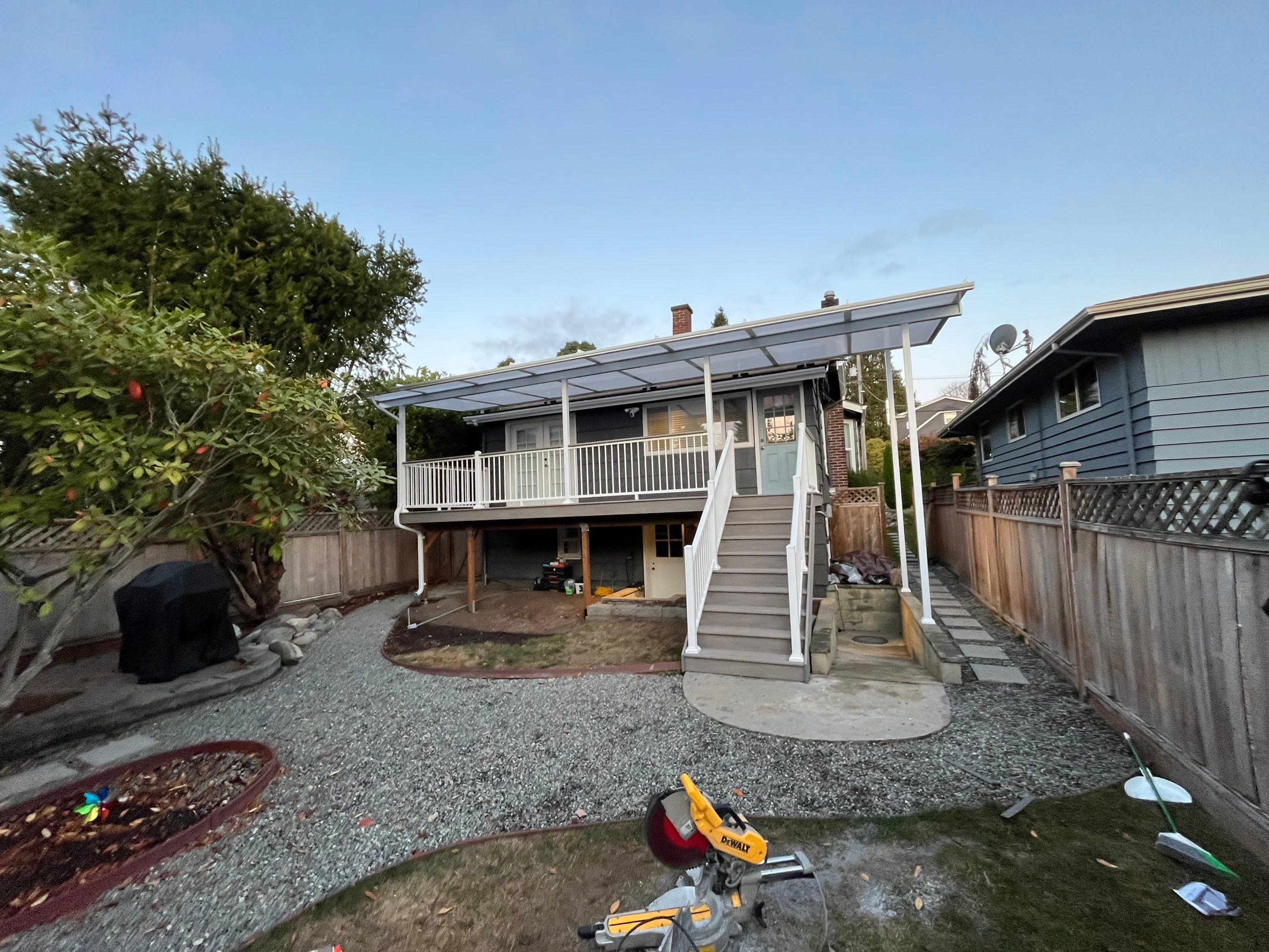 Azek Coastline Deck by Alki deck builders 