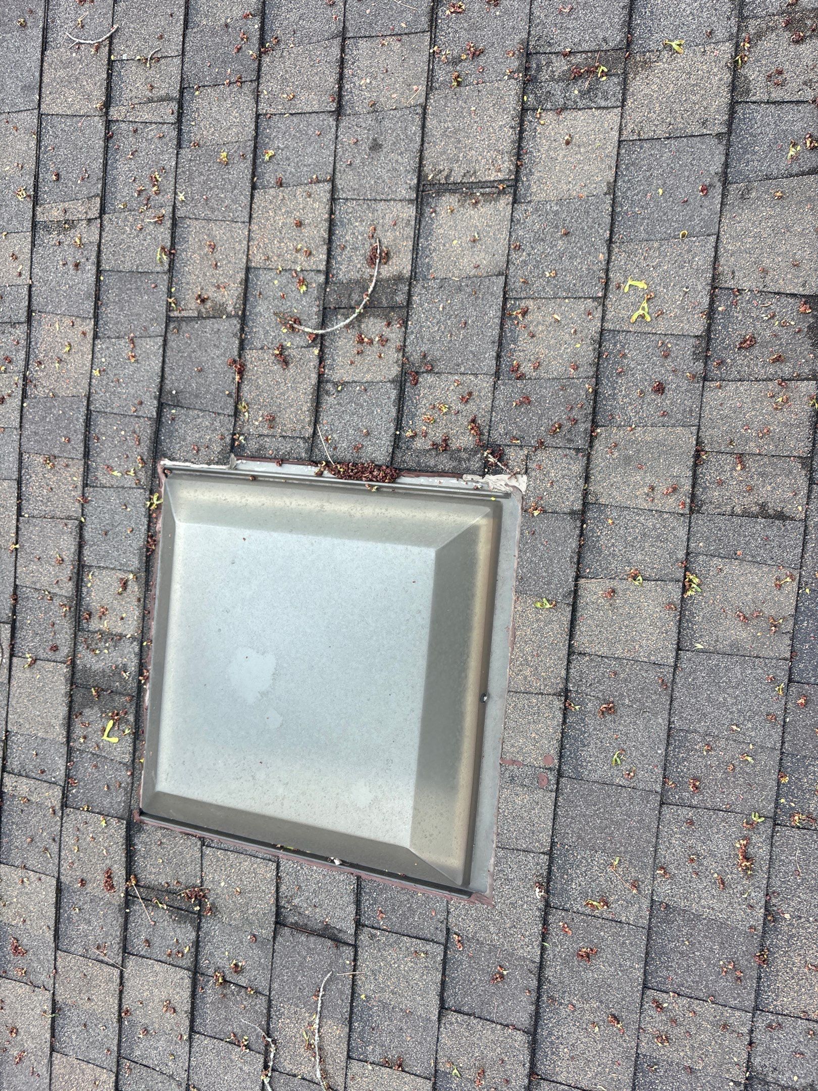 Roof Replacement using Owens Corning Brownwood by 180 Contractors