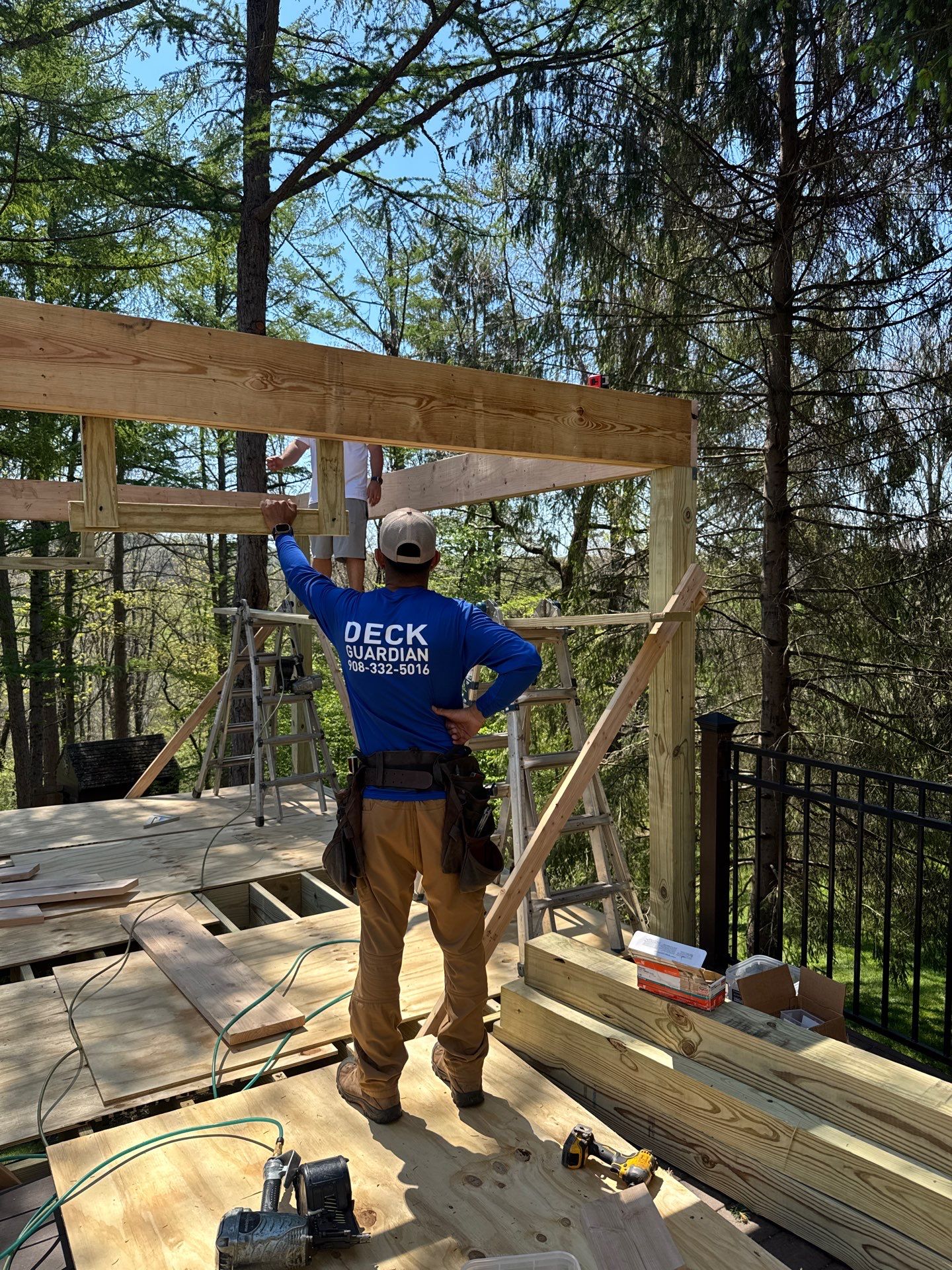 New Deck With a Screened In Porch In Mendham, New Jersey by deck guardian