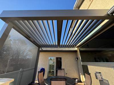 Aluminum Pergola using Azenco Outdoor with MagnaTrack Screen