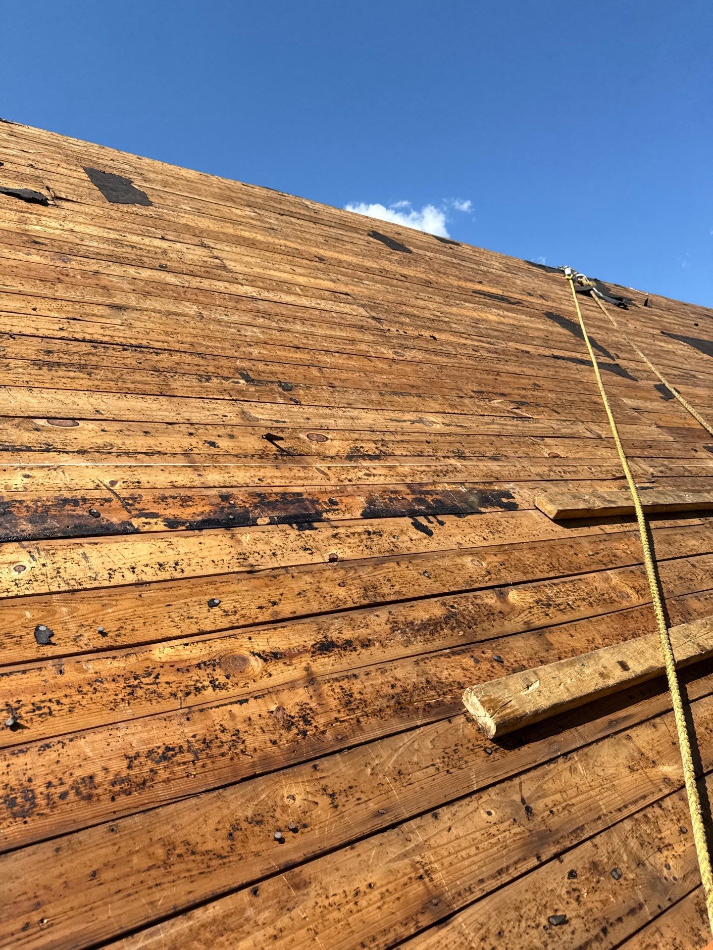 Residential Roofing Installation using GAF Timberline HDZ Charcoal by Rainstoppers Roofing