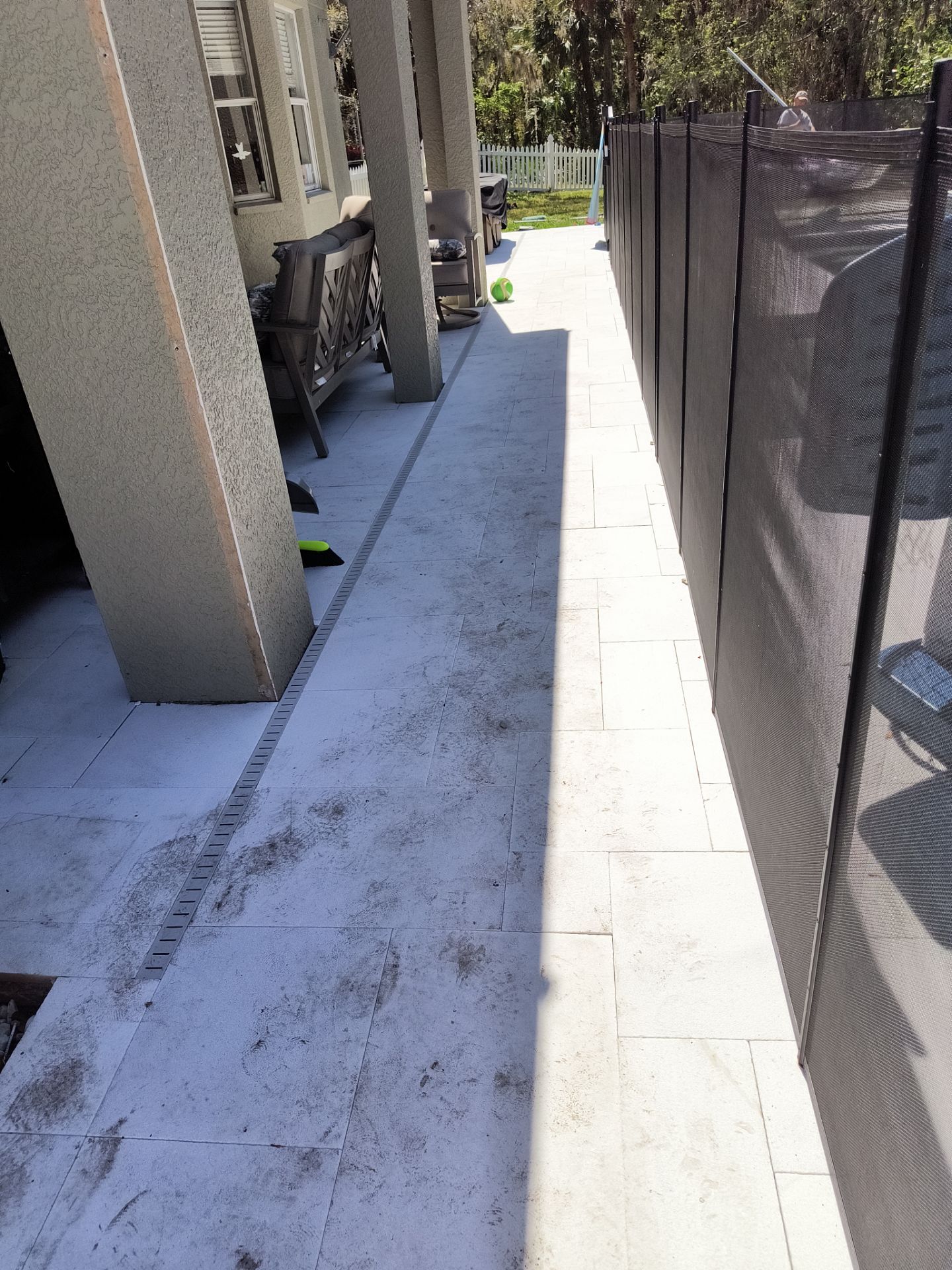 White 6'' Seamless K-style Gutters and Downspouts in Wesley Chapel, FL by Gutter Professors