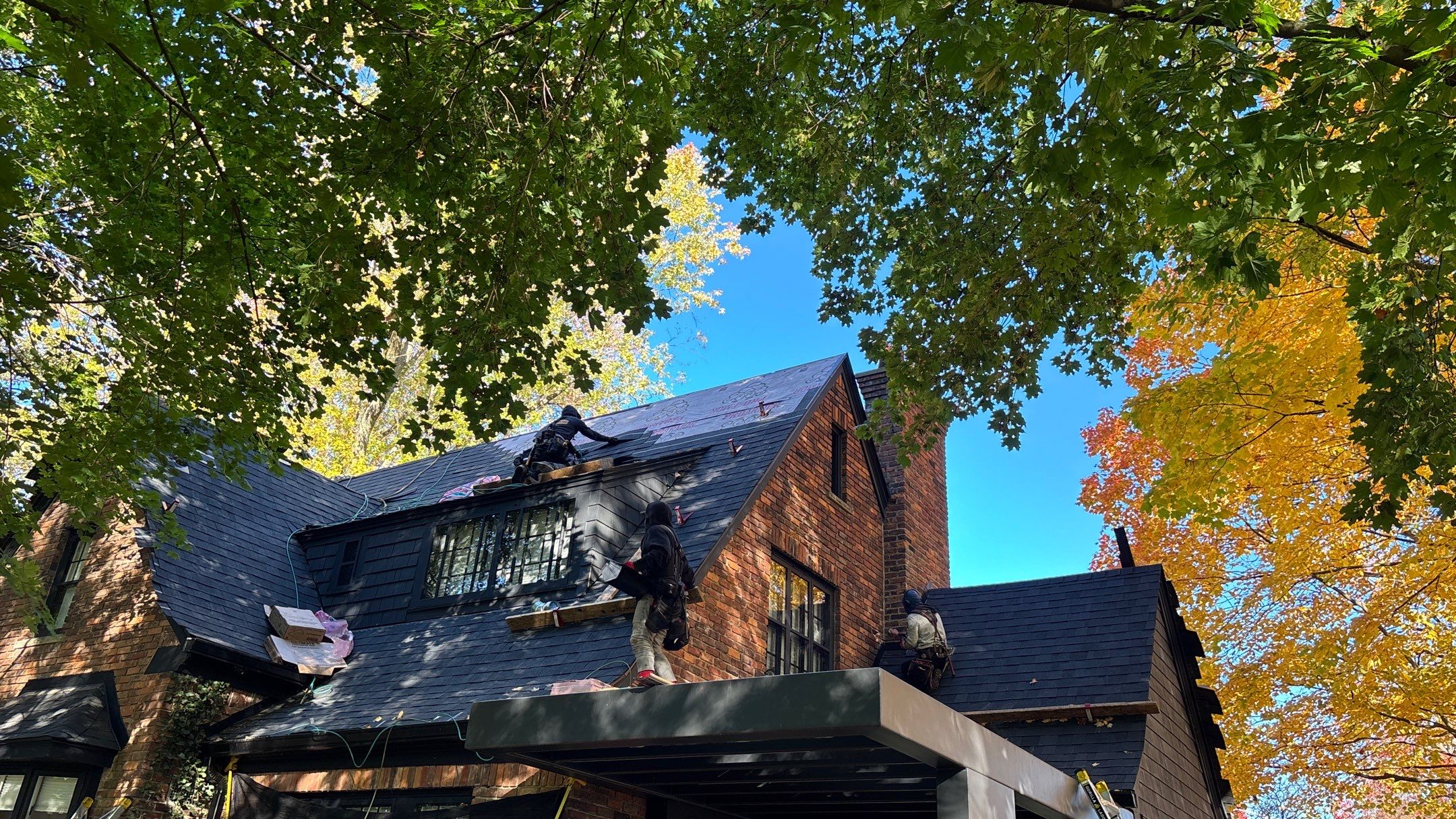 Roof Replacement using Owens Corning Onyx Black by 180 Contractors