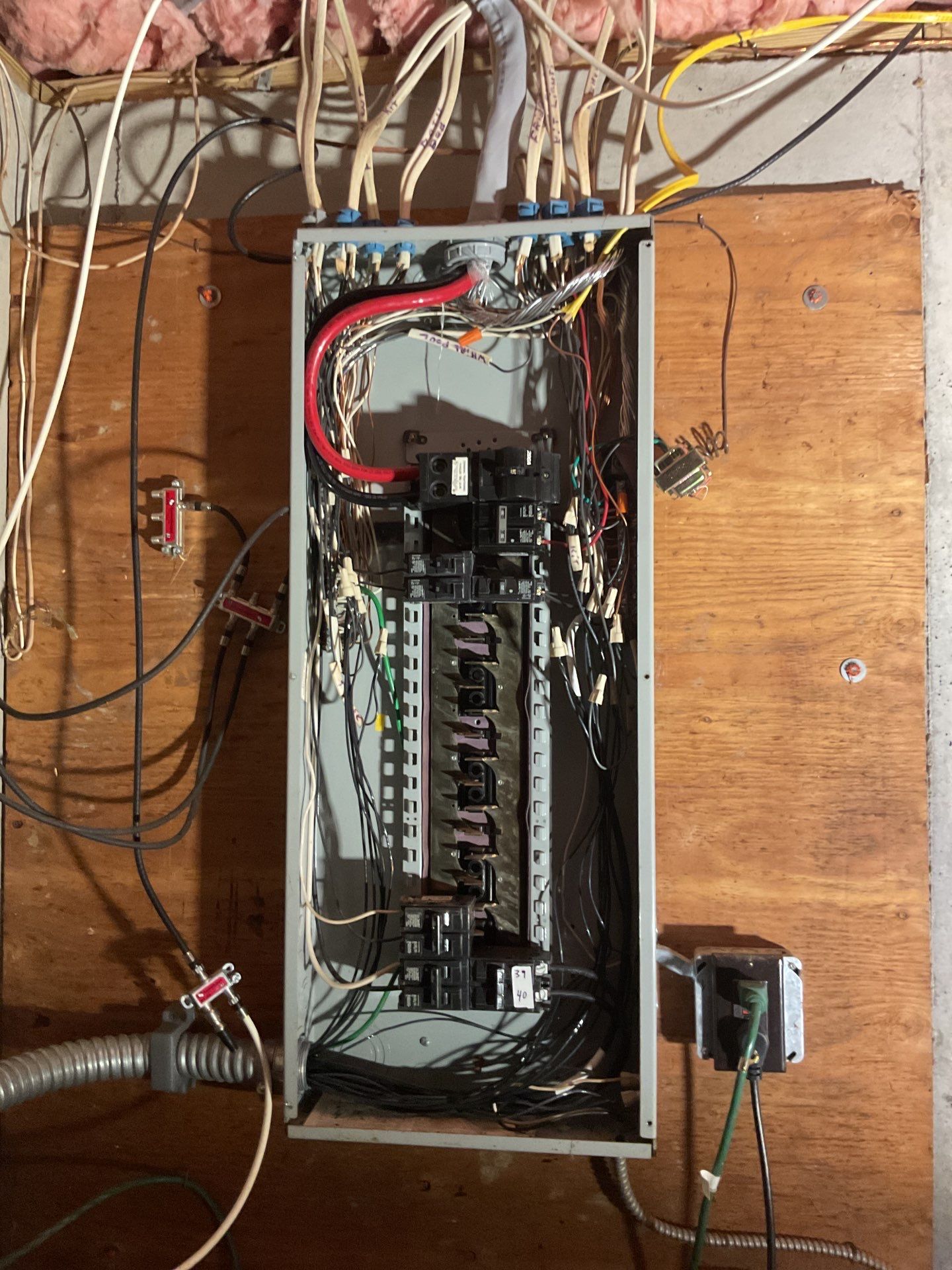 200A Service Upgrade with Grounding Bridge – Installed by ZAM by ZAM Electric