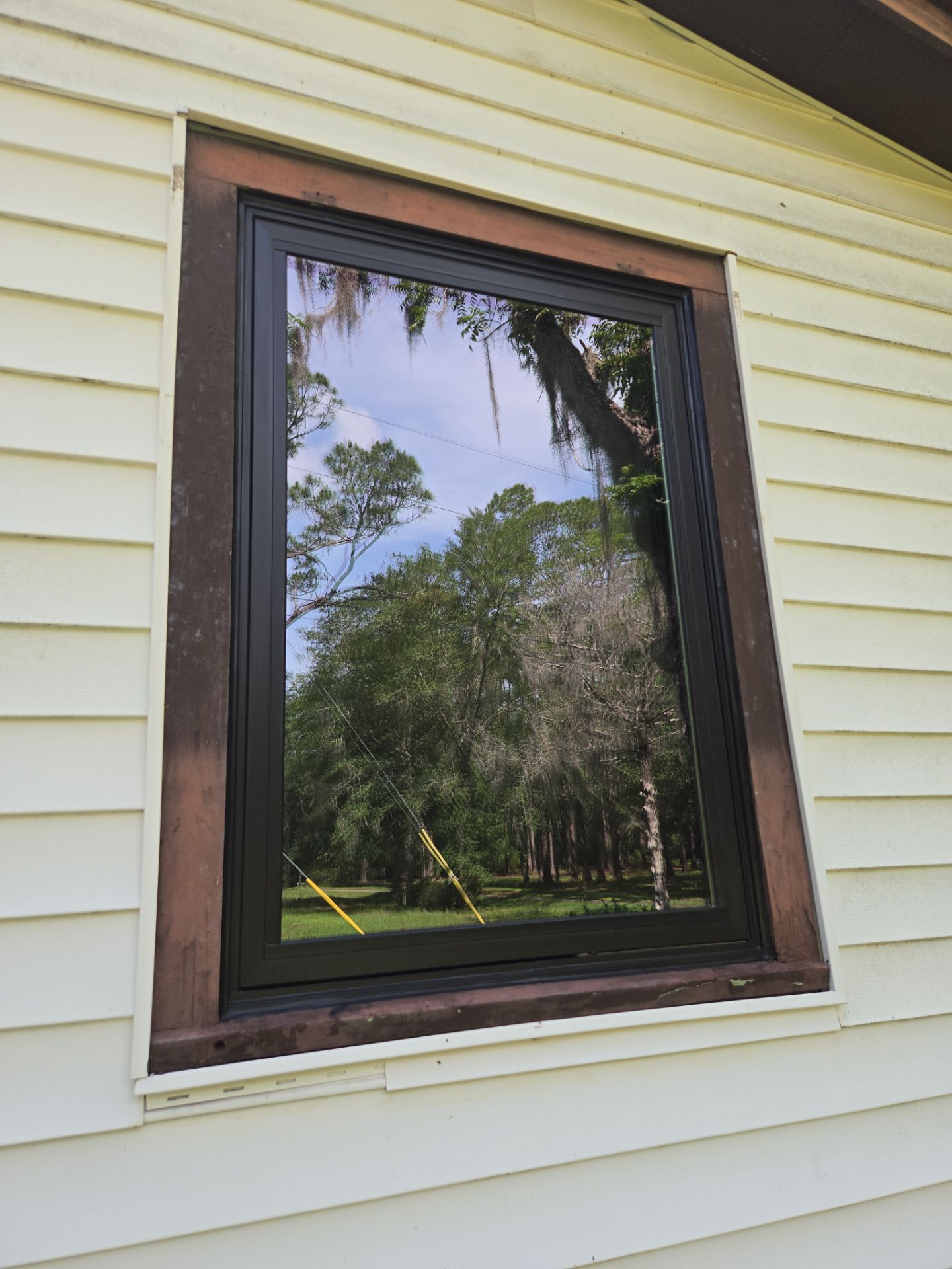 Residential Window Replacement and Custom Trim Installation in Chiefland by Windows & Doors Store