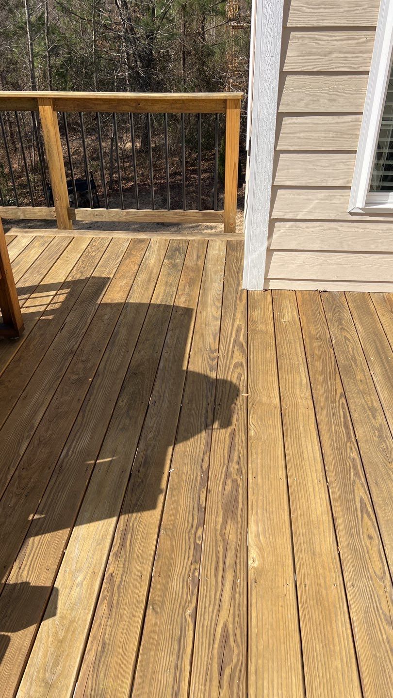 Coated Deck using Wood Sealant by DuraSeal