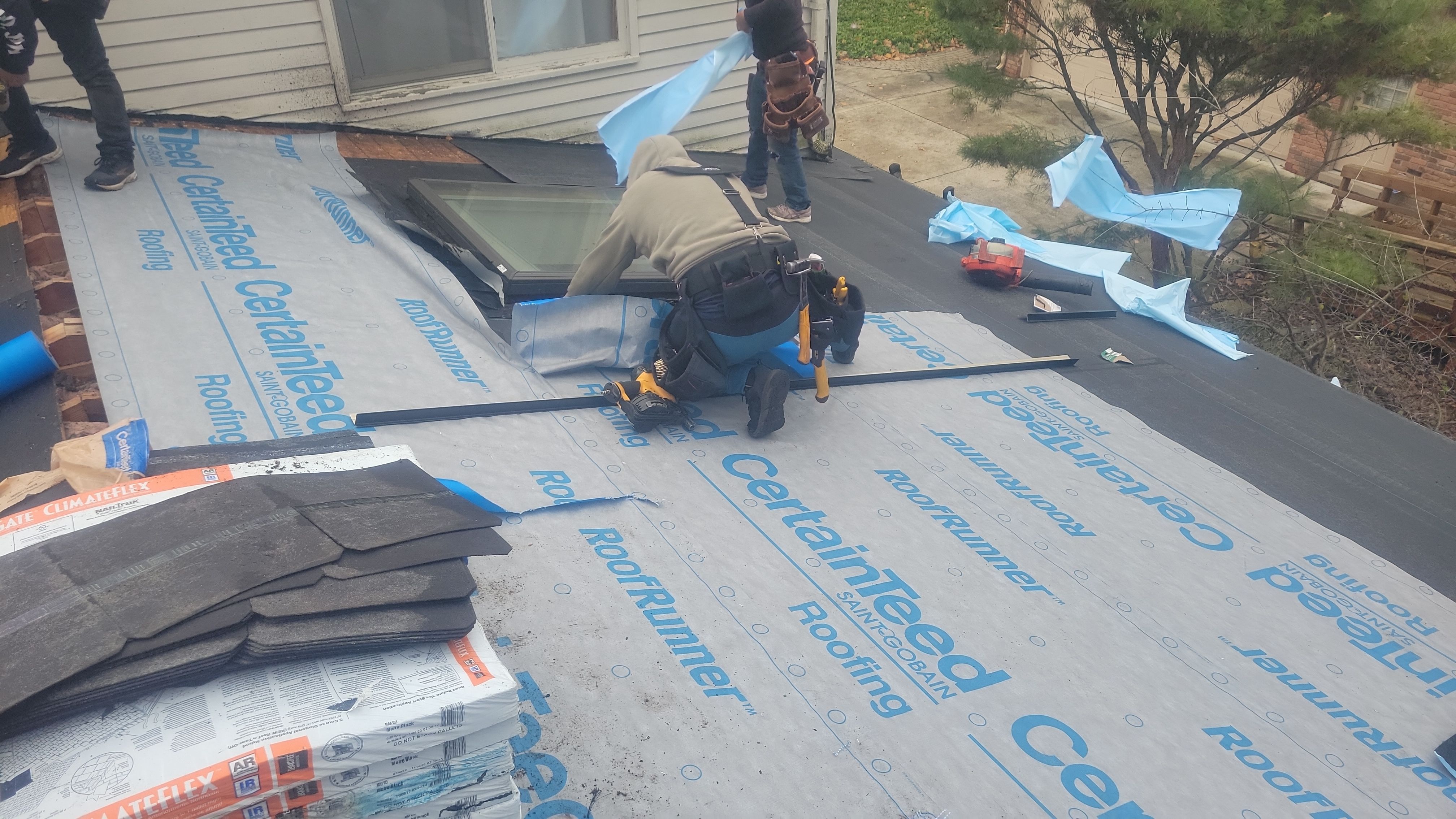 Roof Replacement using CertainTeed Northgate by 180 Contractors