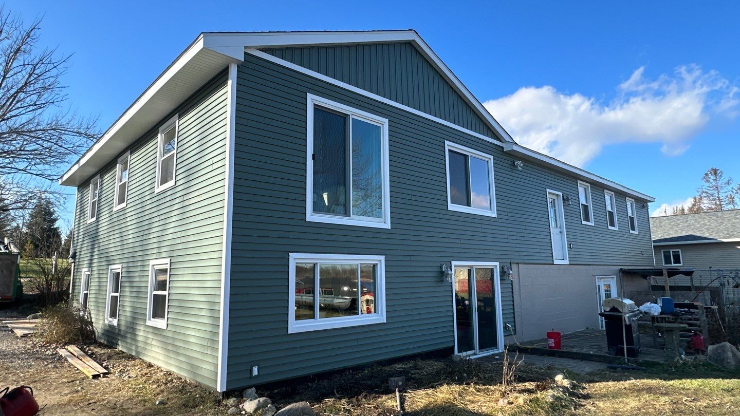 Siding Replacement using CertainTeed Restoration Classis D4 by 180 Contractors